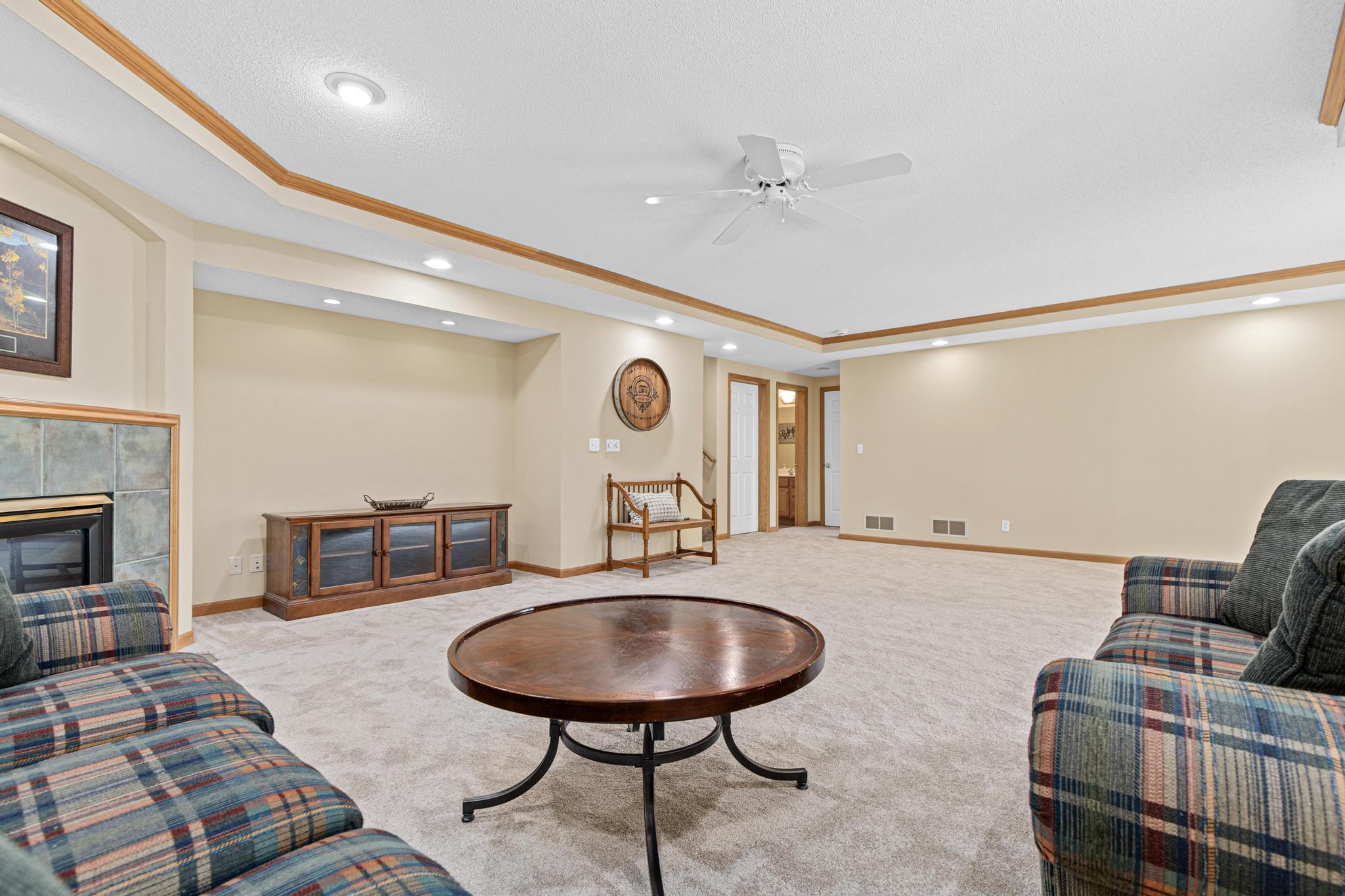 View of Residential at 408 Holly Lane, Oakdale MN 55128, Oakdale (33 of 50) - Mike Wilen | Minnesota Team Real Estate