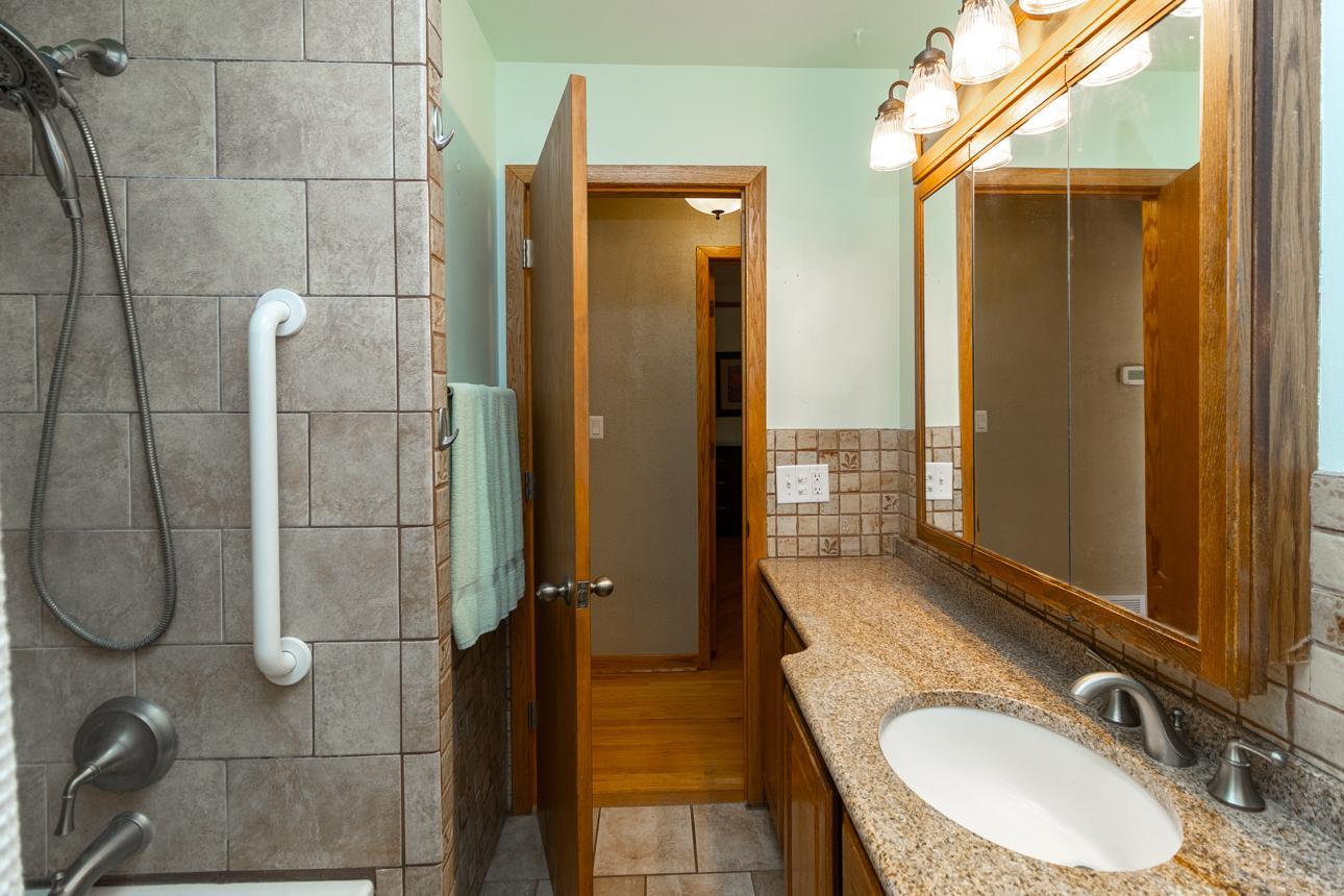 View of Residential at 2842 Marion Street, Roseville MN 55113, Roseville (18 of 23) - Mike Wilen | Minnesota Team Real Estate