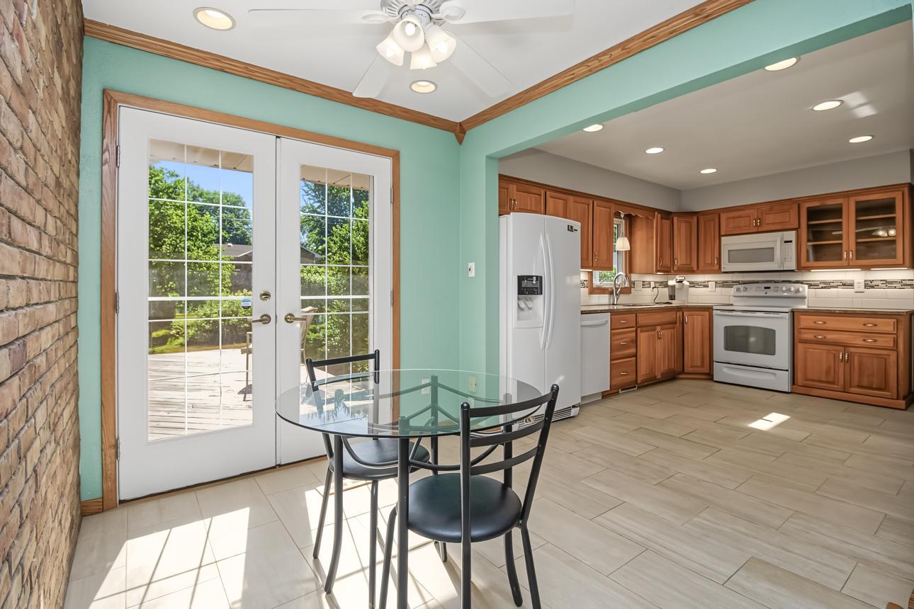 View of Residential at 2842 Marion Street, Roseville MN 55113, Roseville (9 of 23) - Mike Wilen | Minnesota Team Real Estate