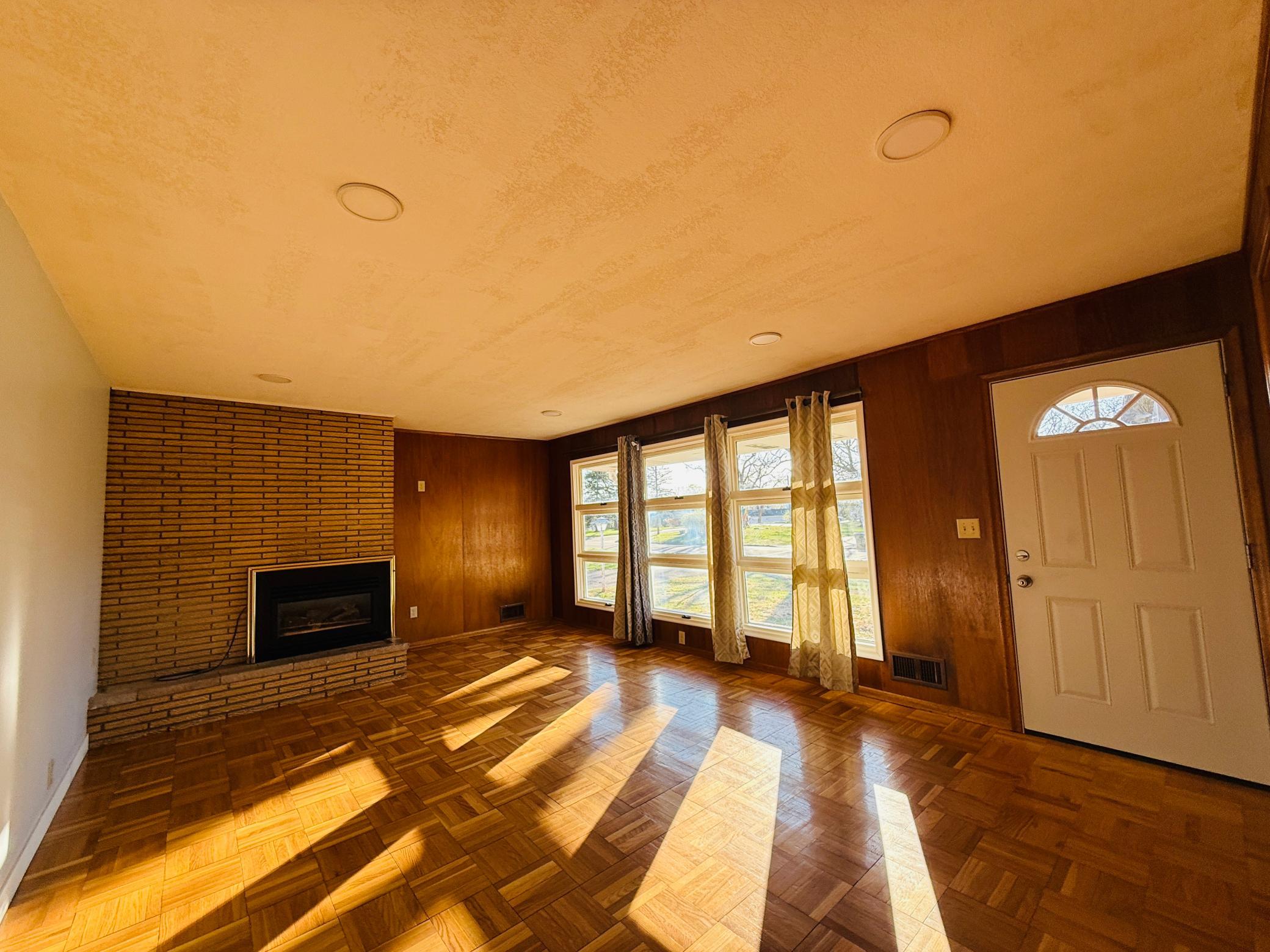 View of Residential at 8431 Palm Street, Coon Rapids MN 55433, Coon Rapids (19 of 59) - Mike Wilen | Minnesota Team Real Estate