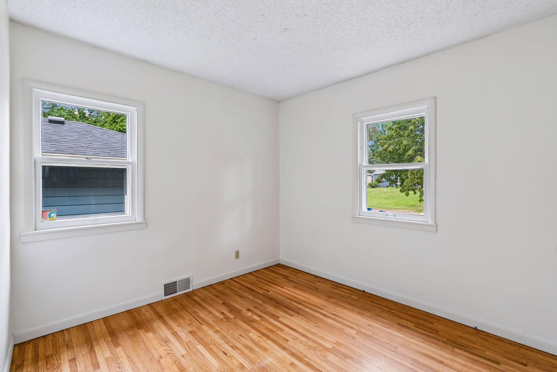 View of Residential at 2417 Parkview Boulevard, Golden Valley MN 55422, Golden Valley (13 of 24) - Mike Wilen | Minnesota Team Real Estate