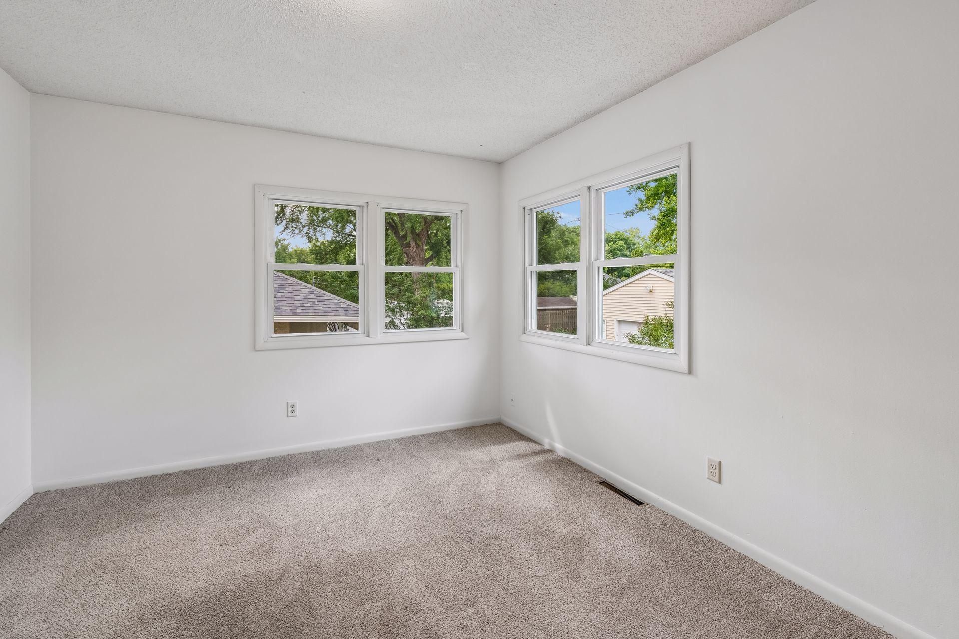View of Residential at 2417 Parkview Boulevard, Golden Valley MN 55422, Golden Valley (12 of 24) - Mike Wilen | Minnesota Team Real Estate