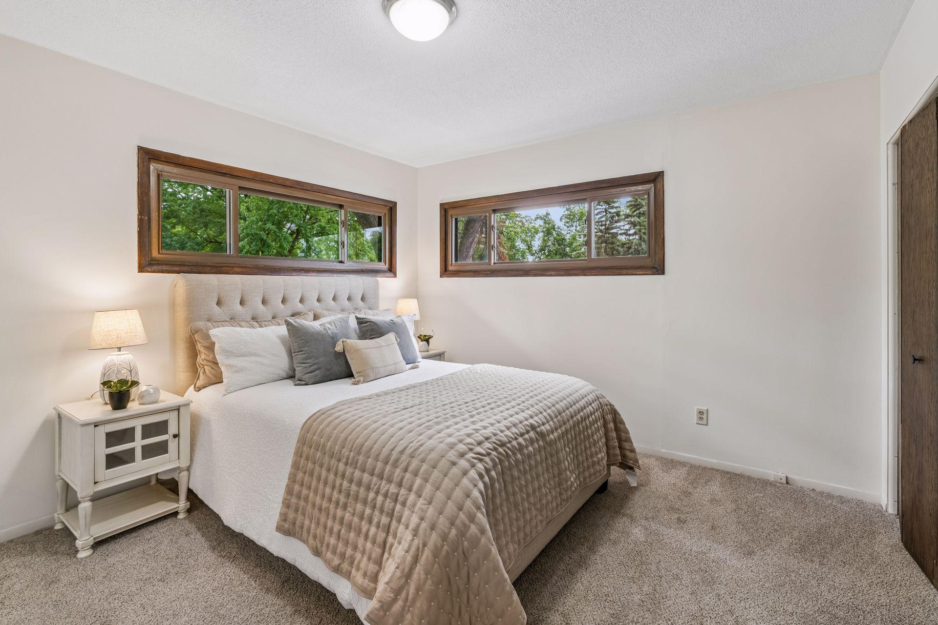 View of Residential at 2417 Parkview Boulevard, Golden Valley MN 55422, Golden Valley (9 of 24) - Mike Wilen | Minnesota Team Real Estate