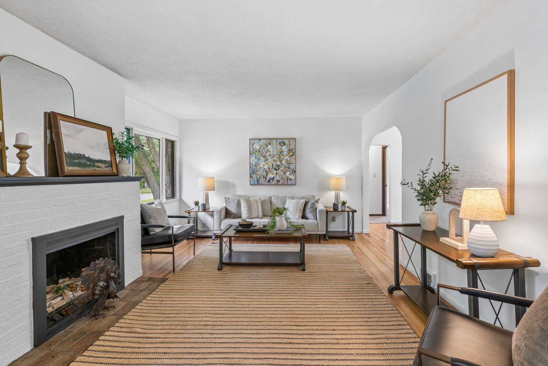 View of Residential at 2417 Parkview Boulevard, Golden Valley MN 55422, Golden Valley - Mike Wilen | Minnesota Team Real Estate