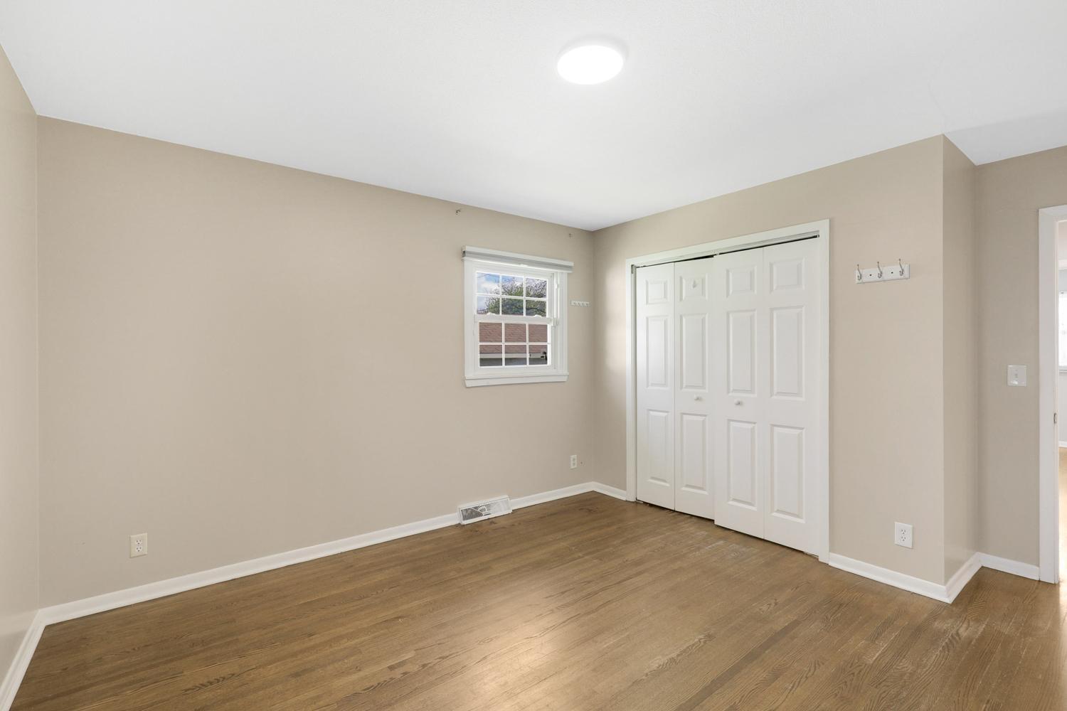 View of Residential at 1814 4th Avenue, Minneapolis MN 55405, Minneapolis (14 of 30) - Mike Wilen | Minnesota Team Real Estate