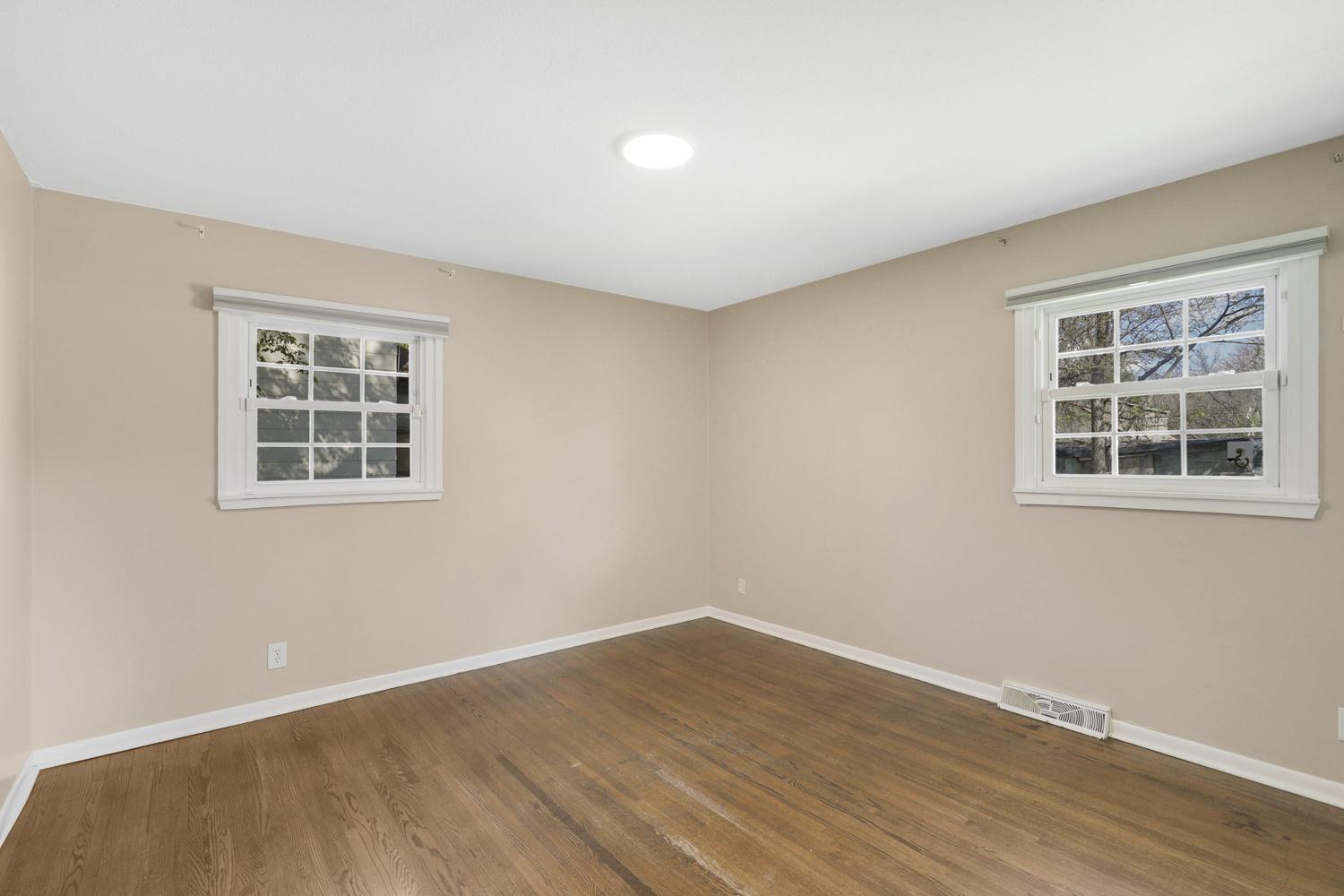 View of Residential at 1814 4th Avenue, Minneapolis MN 55405, Minneapolis (13 of 30) - Mike Wilen | Minnesota Team Real Estate