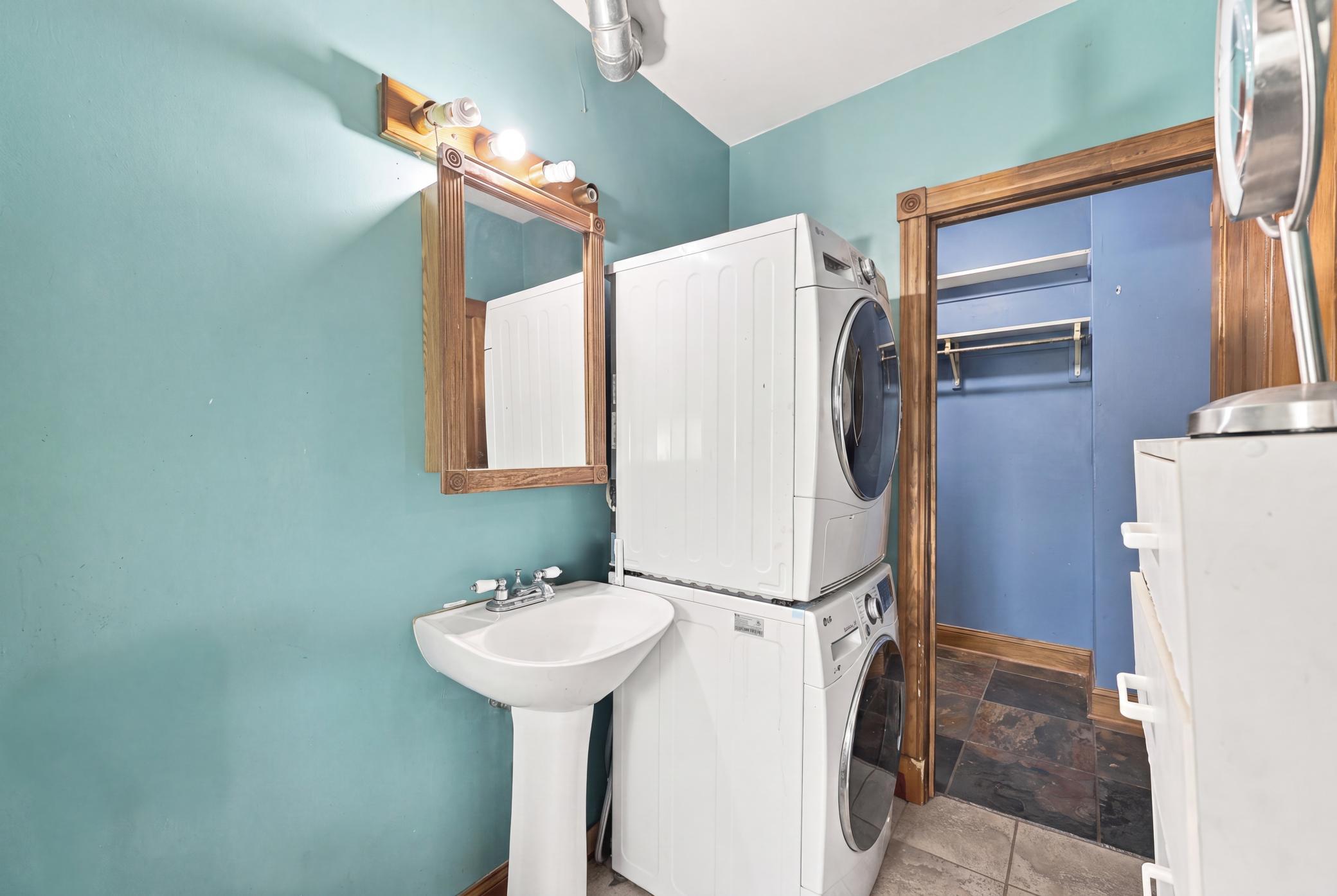 View of Residential Income at 2641 Pillsbury Avenue, Minneapolis MN 55408, Minneapolis (22 of 30) - Mike Wilen | Minnesota Team Real Estate