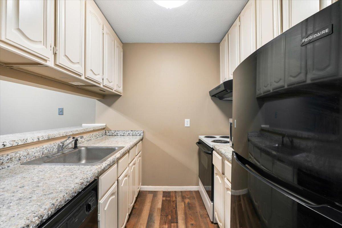 View of Residential at 12840 Nicollet Avenue #302, Burnsville MN 55337, Burnsville (8 of 36) - Mike Wilen | Minnesota Team Real Estate