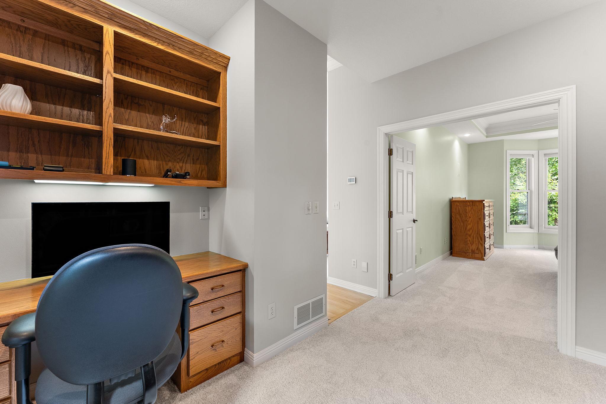 View of Residential at 8072 Enclave Circle, Woodbury MN 55125, Woodbury (34 of 62) - Mike Wilen | Minnesota Team Real Estate