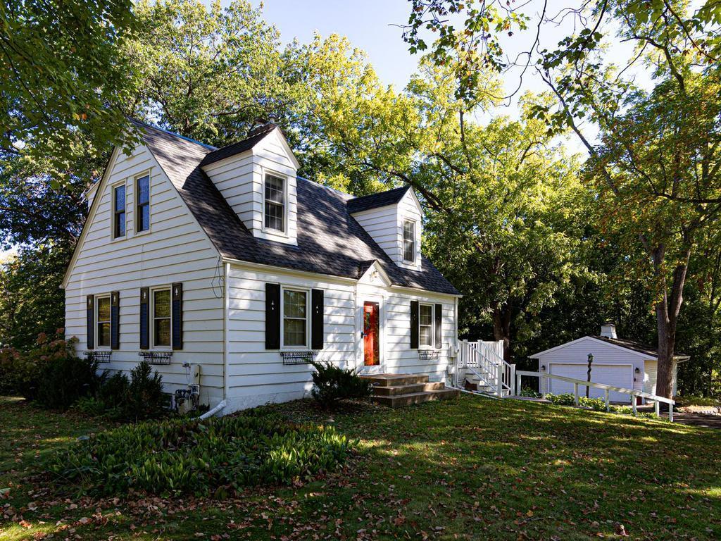 View of Residential at 26270 Smithtown Road, Excelsior MN 55331, Excelsior (30 of 32) - Mike Wilen | Minnesota Team Real Estate
