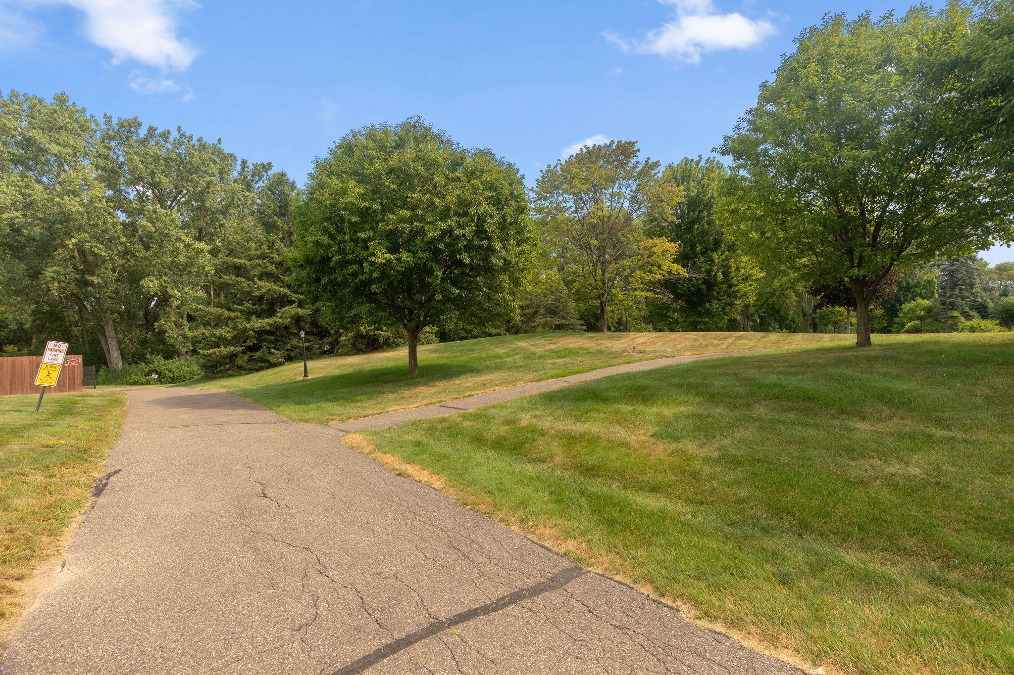 View of Residential at 2445 Londin Lane #202, Maplewood MN 55119, Maplewood (28 of 32) - Mike Wilen | Minnesota Team Real Estate