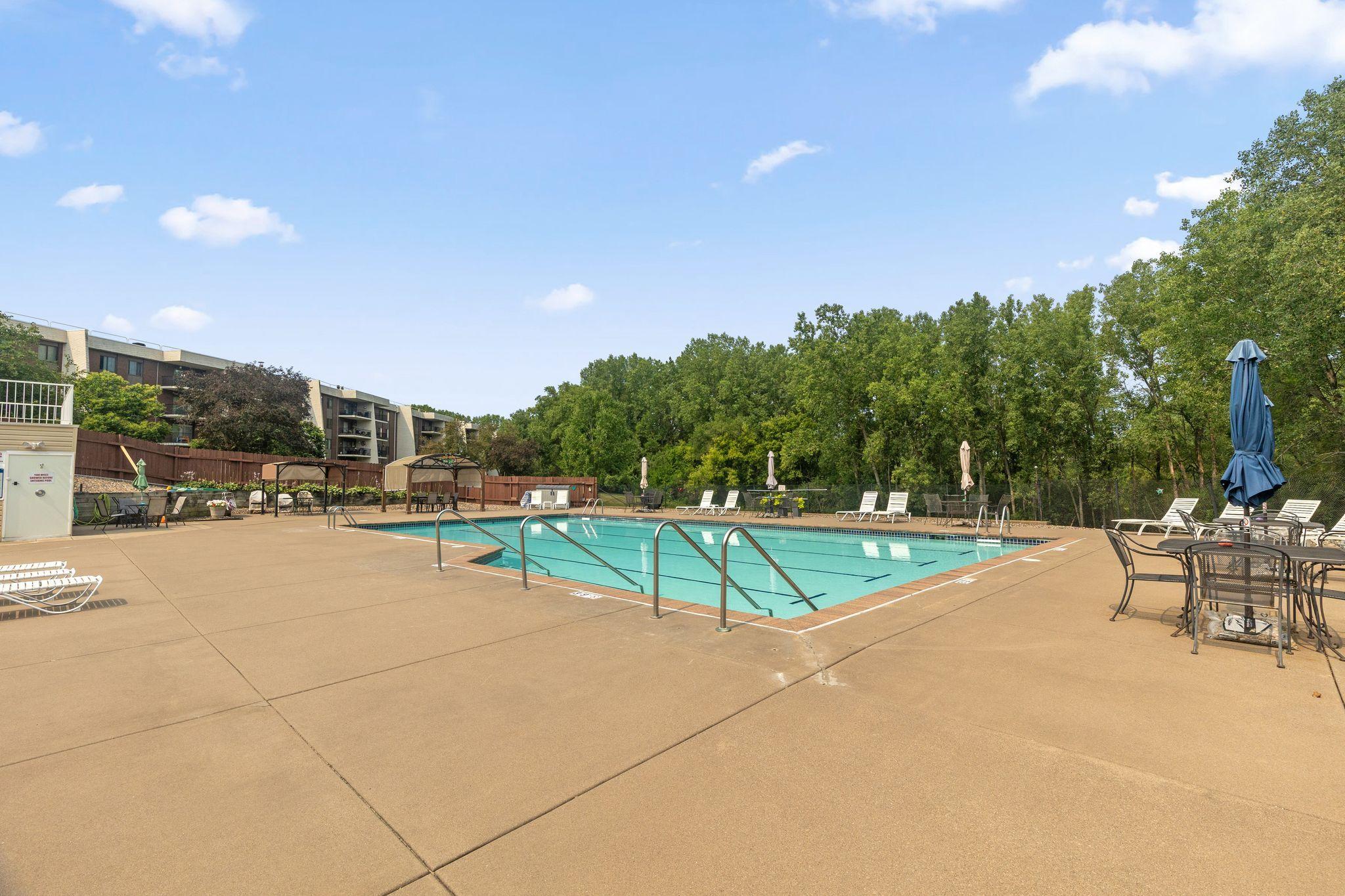 View of Residential at 2445 Londin Lane #202, Maplewood MN 55119, Maplewood (25 of 32) - Mike Wilen | Minnesota Team Real Estate