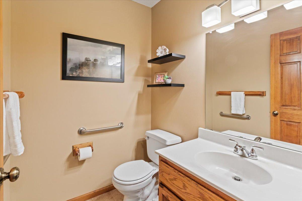 View of Residential at 11273 Eagle Lake Boulevard, Maple Grove MN 55369, Maple Grove (27 of 34) - Mike Wilen | Minnesota Team Real Estate