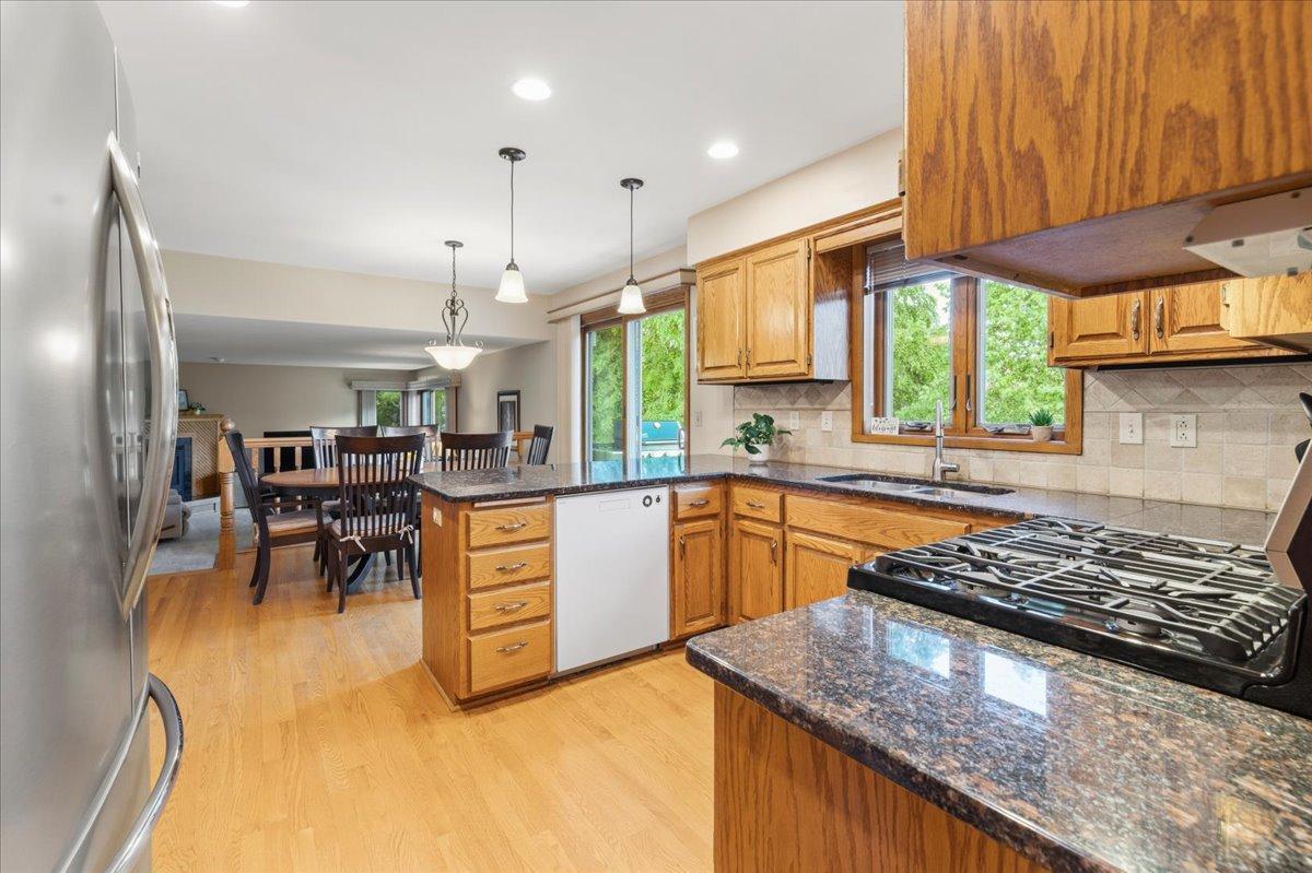 View of Residential at 11273 Eagle Lake Boulevard, Maple Grove MN 55369, Maple Grove (7 of 34) - Mike Wilen | Minnesota Team Real Estate