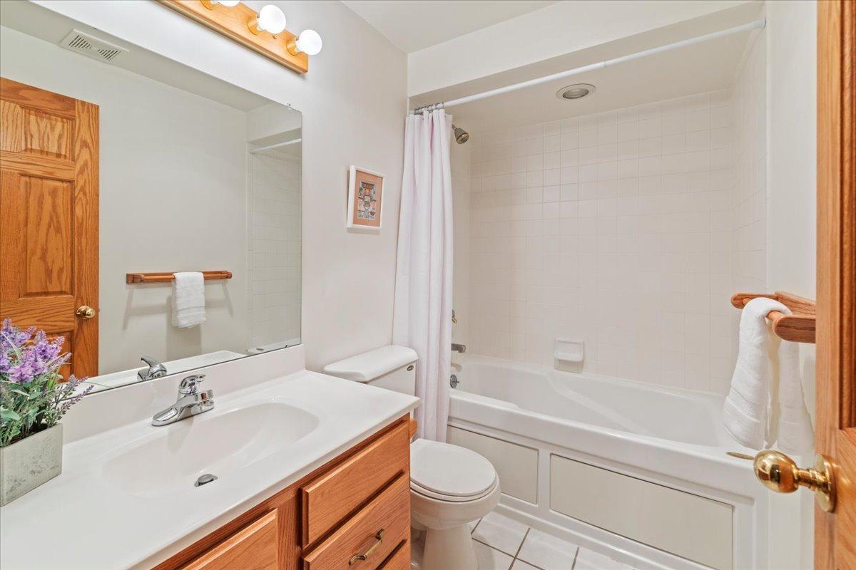View of Residential at 11273 Eagle Lake Boulevard, Maple Grove MN 55369, Maple Grove (29 of 34) - Mike Wilen | Minnesota Team Real Estate