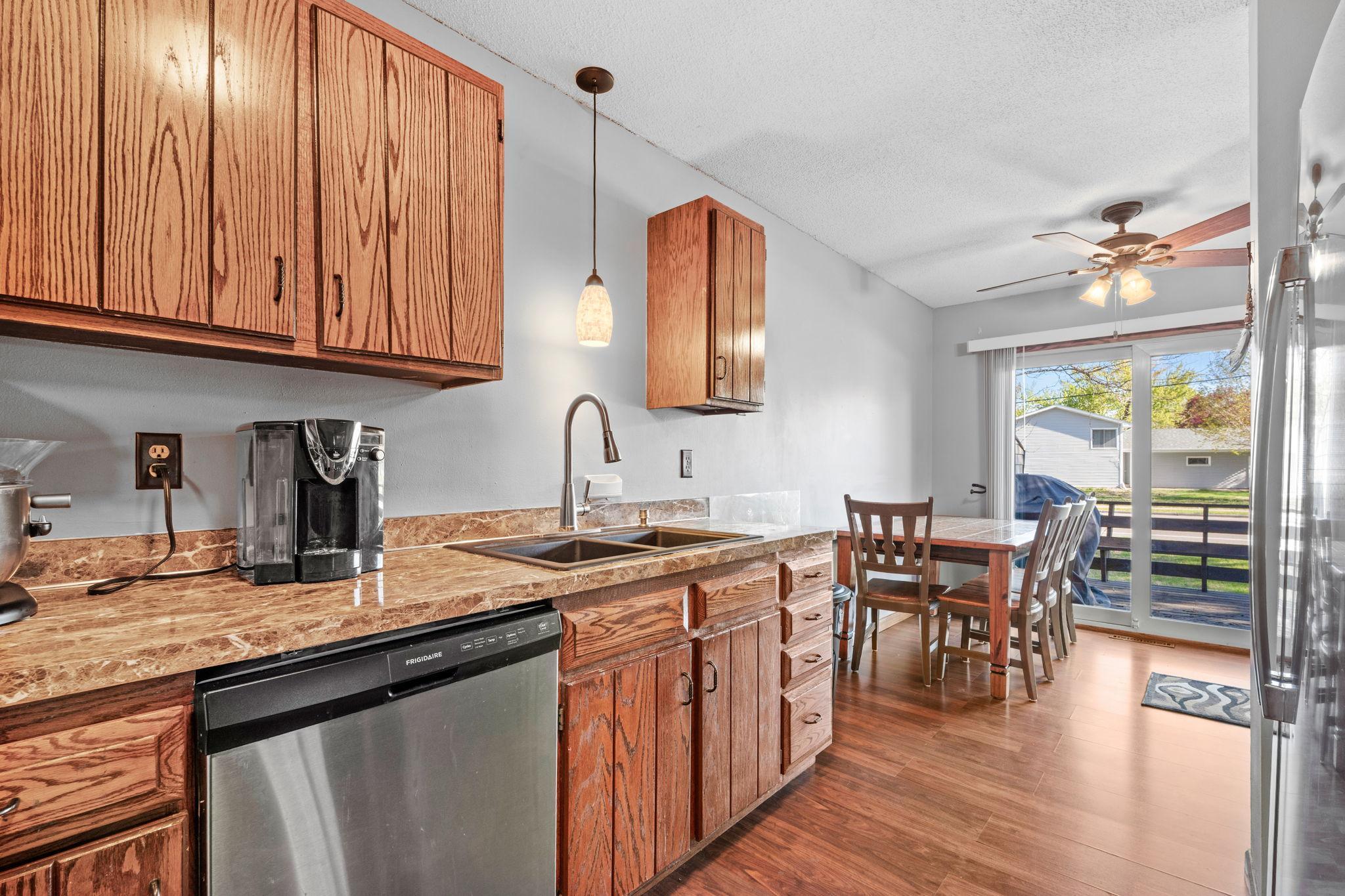 View of Residential at 3716 Brookdale Circle, Brooklyn Park MN 55443, Brooklyn Park (14 of 36) - Mike Wilen | Minnesota Team Real Estate