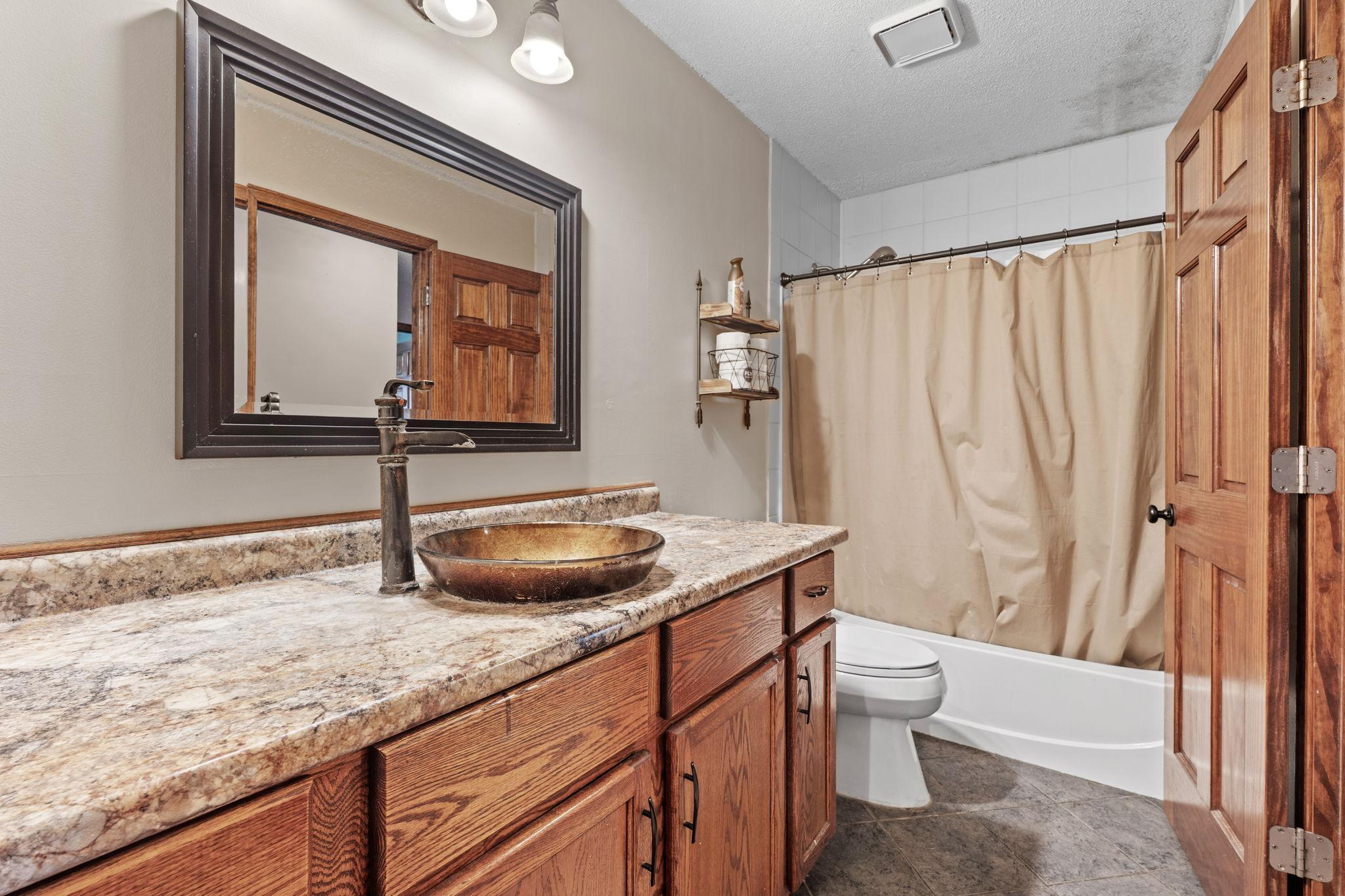 View of Residential at 3716 Brookdale Circle, Brooklyn Park MN 55443, Brooklyn Park (23 of 36) - Mike Wilen | Minnesota Team Real Estate