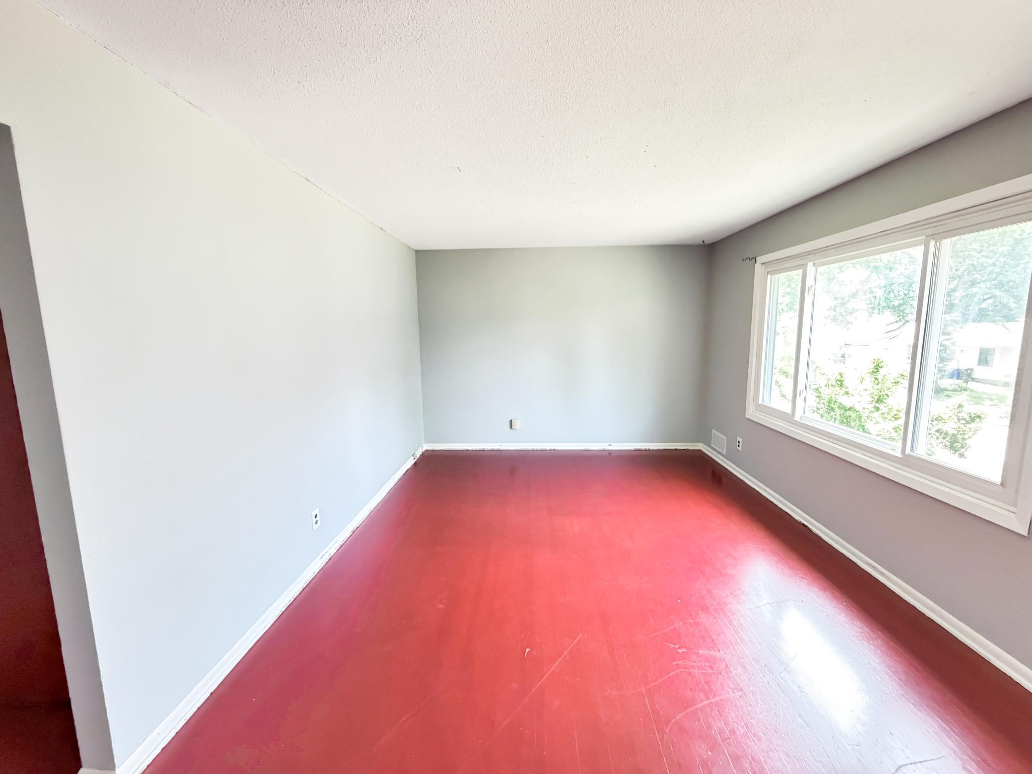 View of Residential at 1644 Woodbridge Street, Saint Paul MN 55117, Saint Paul (7 of 58) - Mike Wilen | Minnesota Team Real Estate