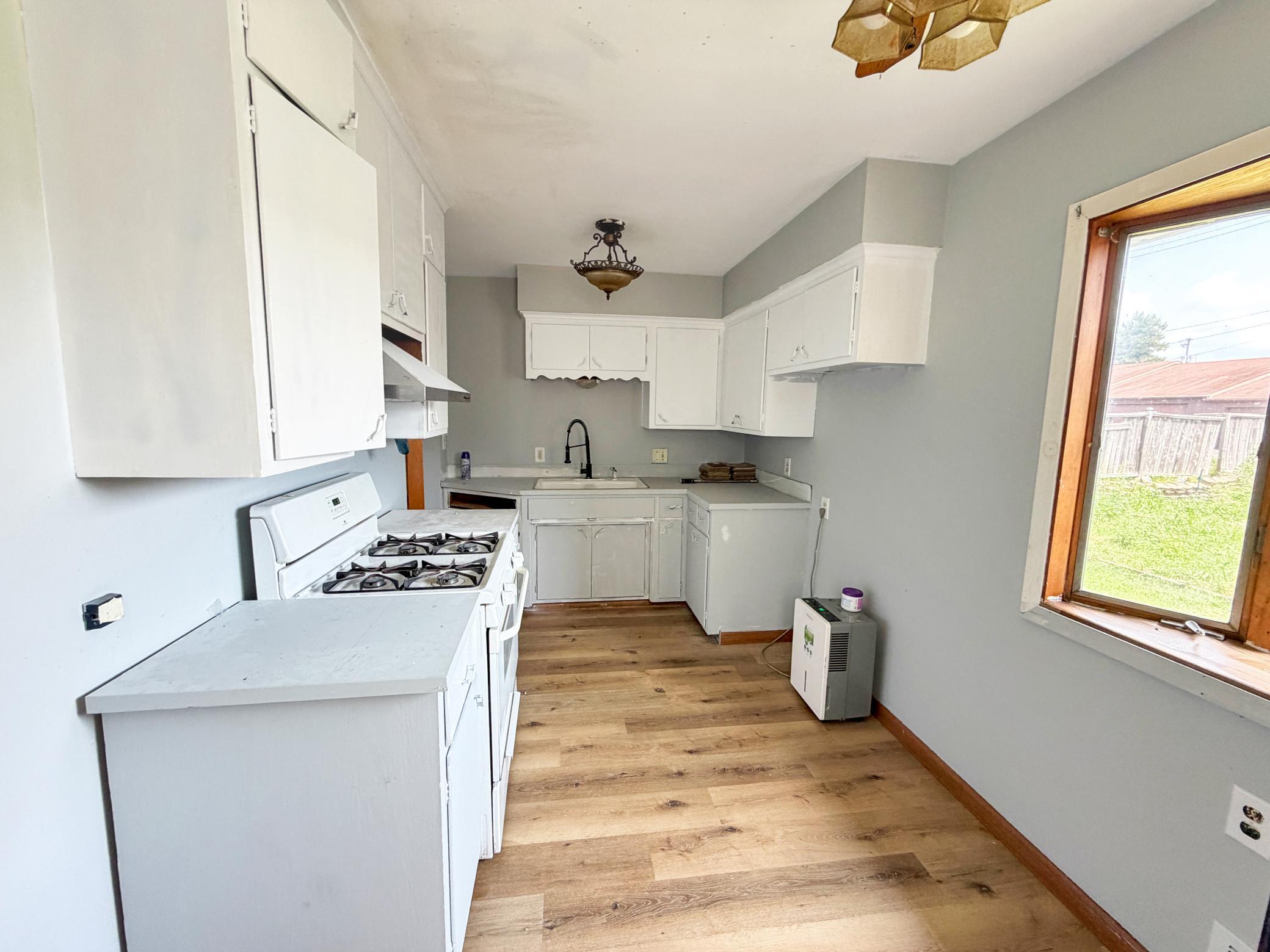 View of Residential at 1644 Woodbridge Street, Saint Paul MN 55117, Saint Paul (42 of 58) - Mike Wilen | Minnesota Team Real Estate