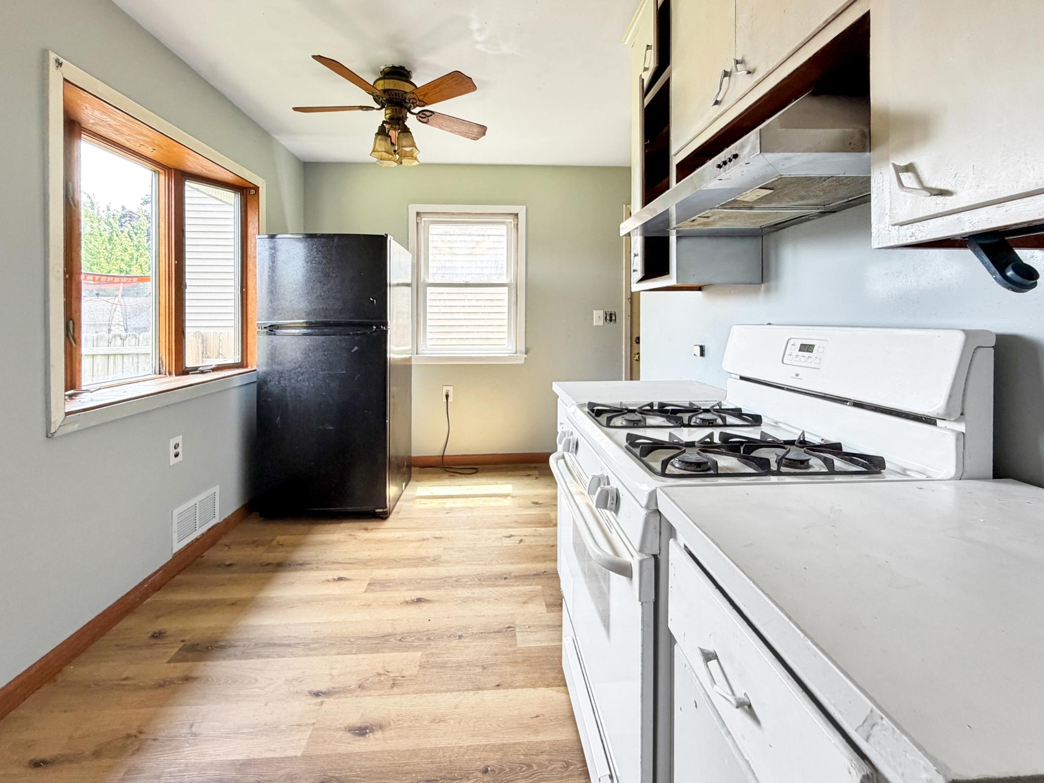 View of Residential at 1644 Woodbridge Street, Saint Paul MN 55117, Saint Paul (41 of 58) - Mike Wilen | Minnesota Team Real Estate