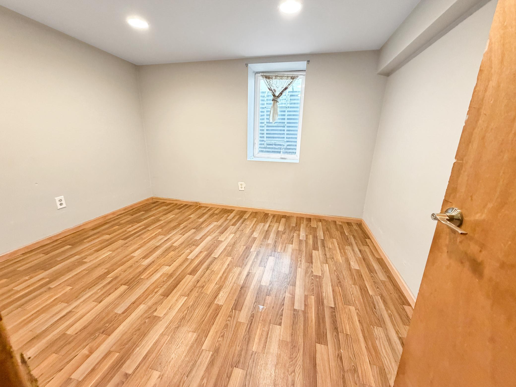 View of Residential at 1644 Woodbridge Street, Saint Paul MN 55117, Saint Paul (37 of 58) - Mike Wilen | Minnesota Team Real Estate