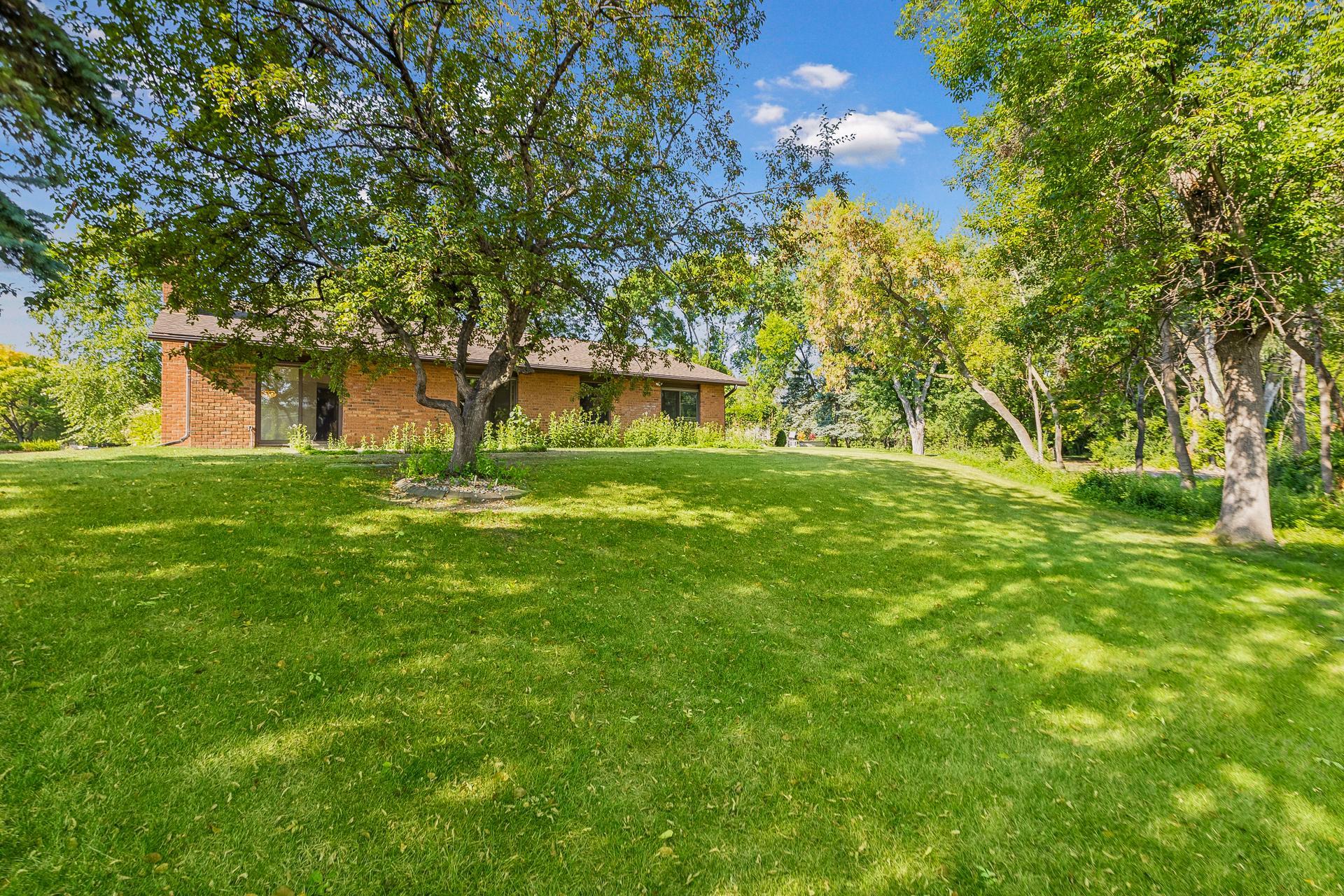 View of Residential at 340 Inland Lane, Plymouth MN 55447, Plymouth (41 of 56) - Mike Wilen | Minnesota Team Real Estate