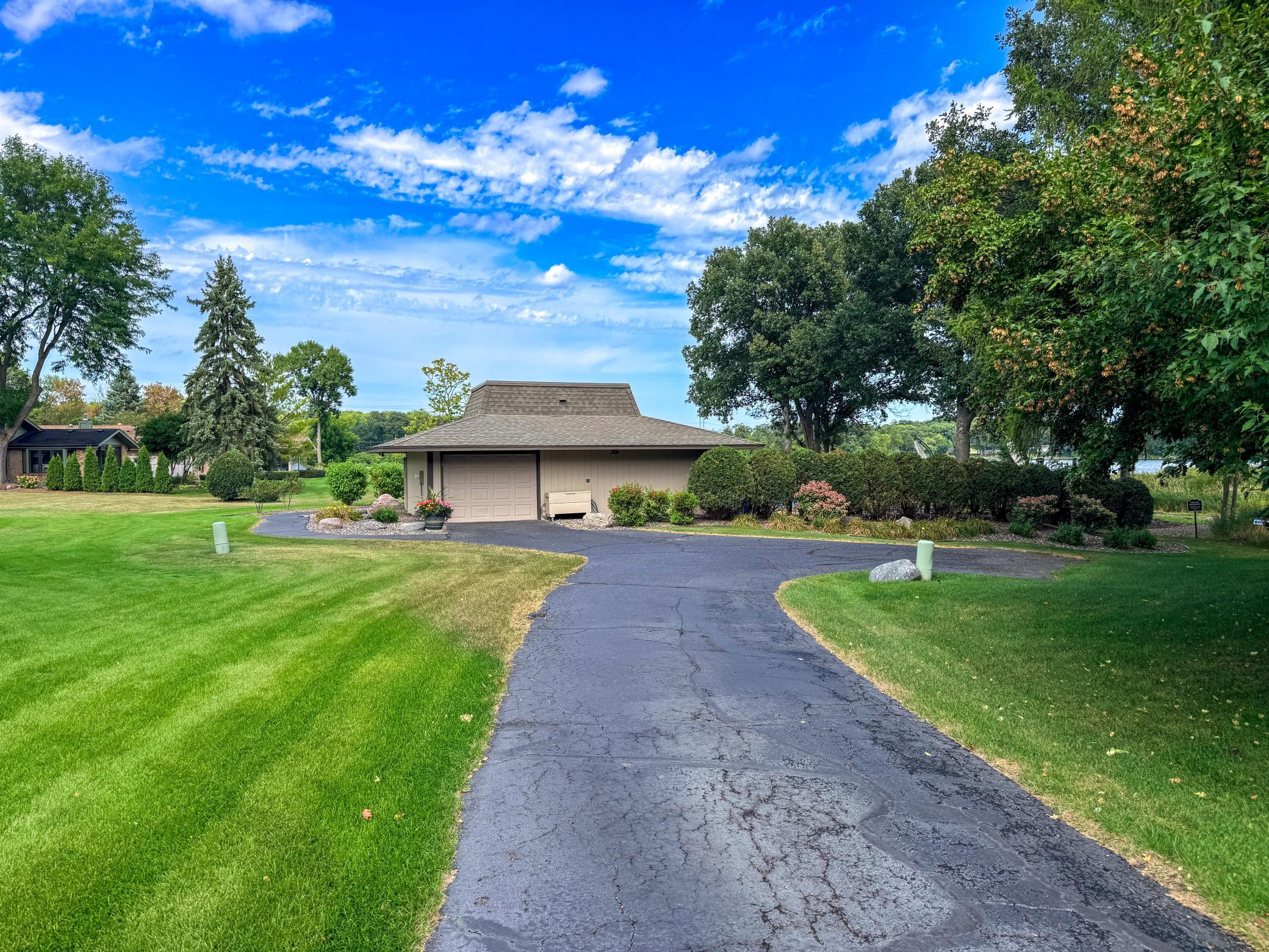 View of Residential at 340 Inland Lane, Plymouth MN 55447, Plymouth (52 of 56) - Mike Wilen | Minnesota Team Real Estate