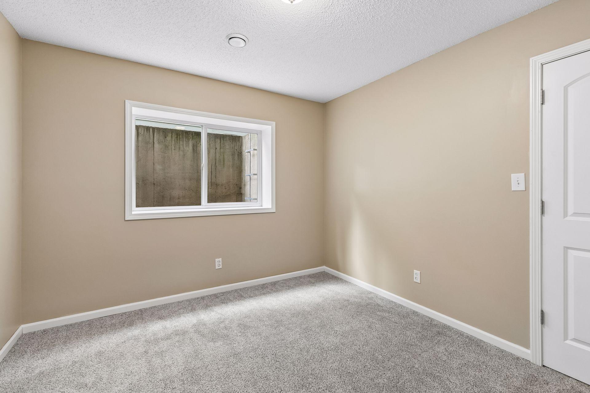 View of Residential at 611 Whitall Street, Saint Paul MN 55130, Saint Paul (22 of 32) - Mike Wilen | Minnesota Team Real Estate