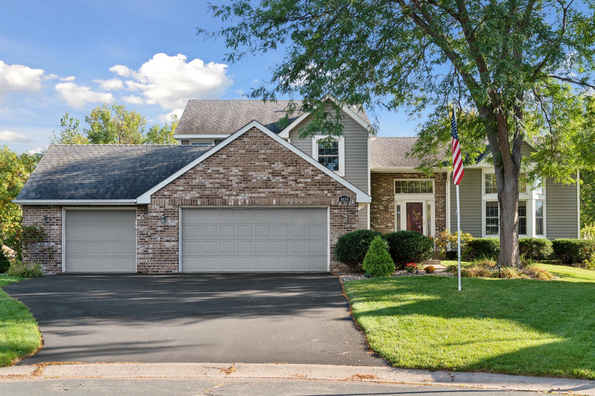 View of Single Family at 8659 Quinwood Lane, Maple Grove - Mike Wilen | Minnesota Team Real Estate