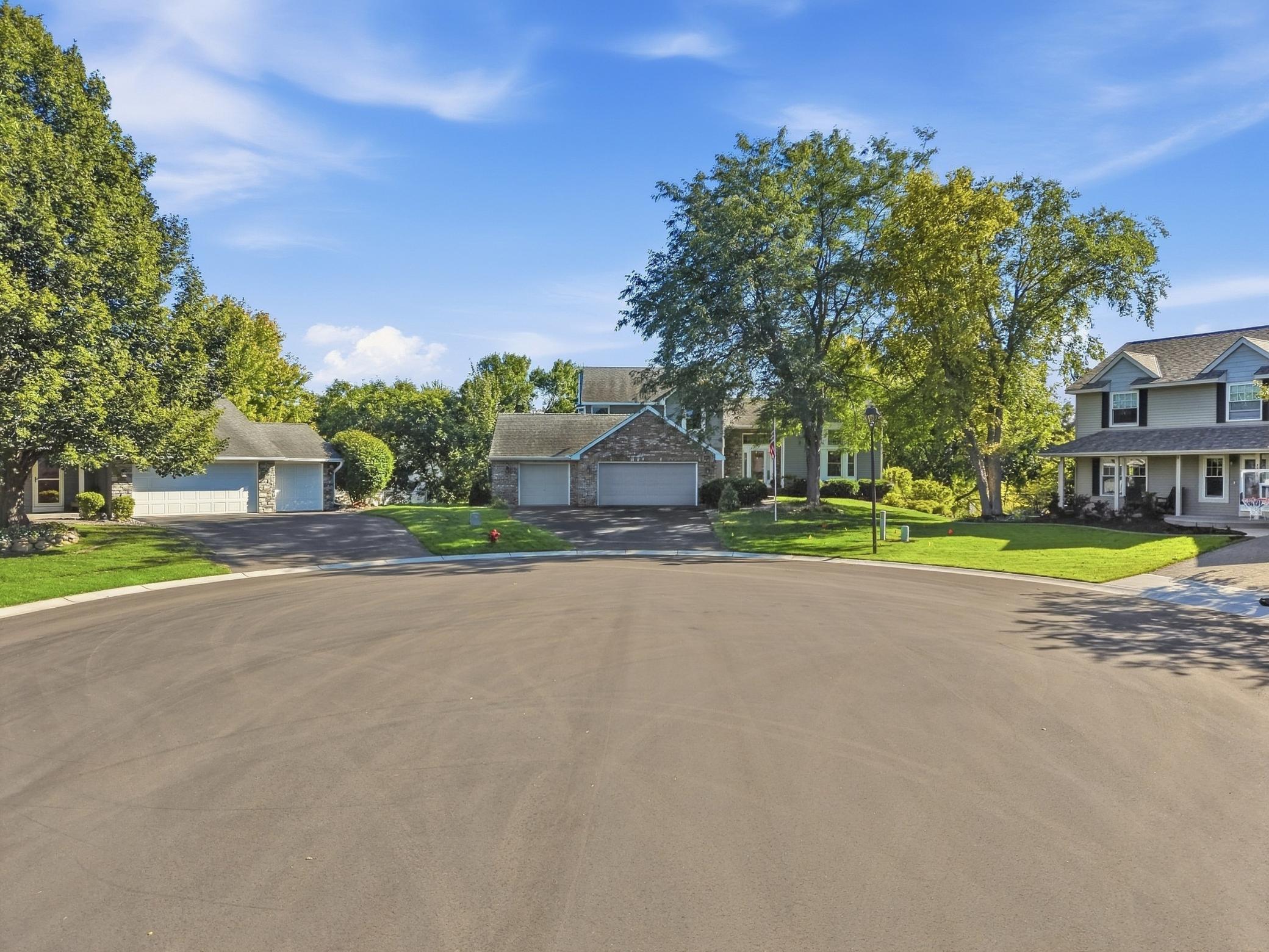 View of Residential at 8659 Quinwood Lane, Maple Grove MN 55369, Maple Grove (45 of 50) - Mike Wilen | Minnesota Team Real Estate