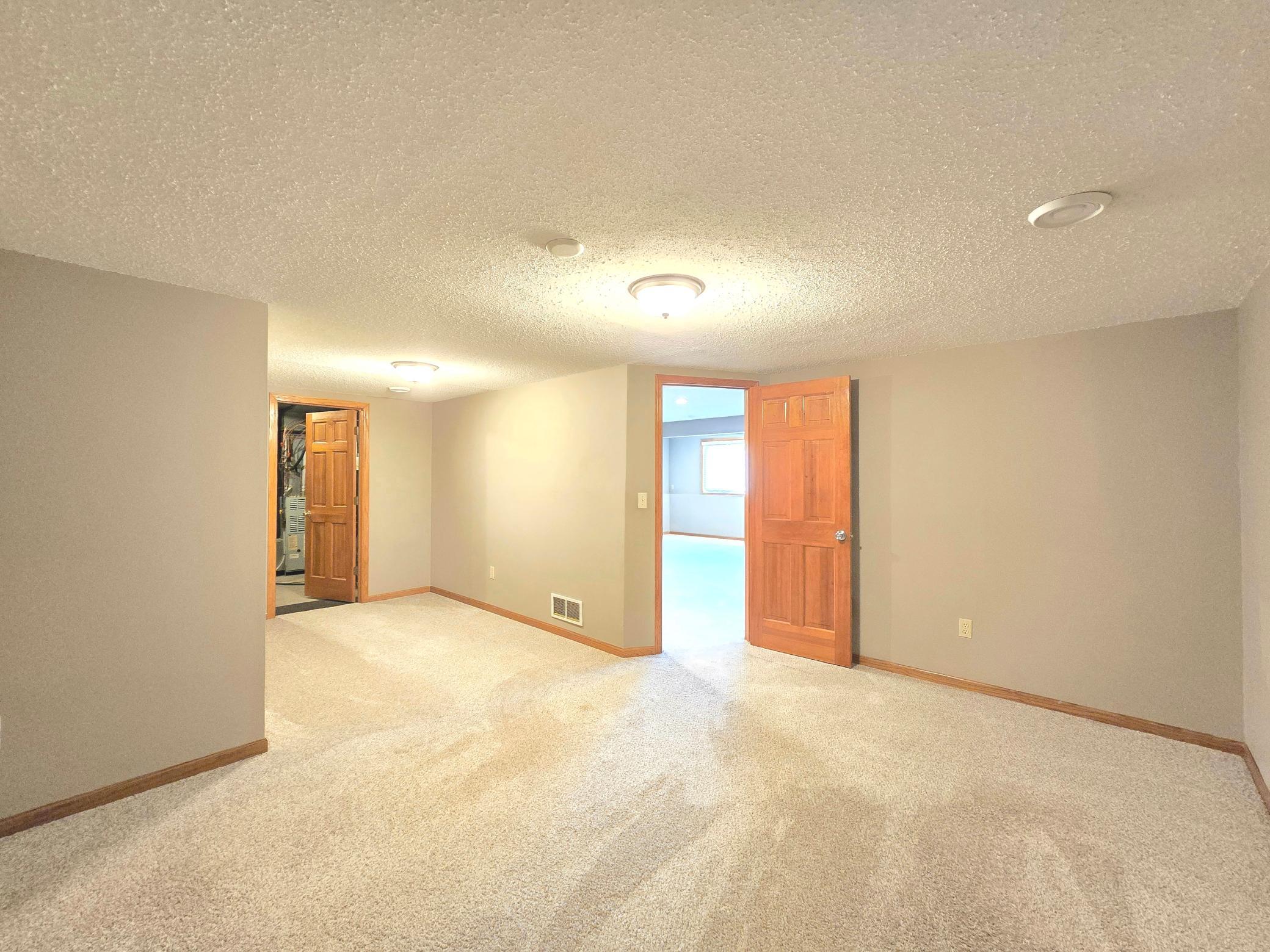 View of Residential at 4625 Edinbrook Terrace, Brooklyn Park MN 55443, Brooklyn Park (35 of 36) - Mike Wilen | Minnesota Team Real Estate