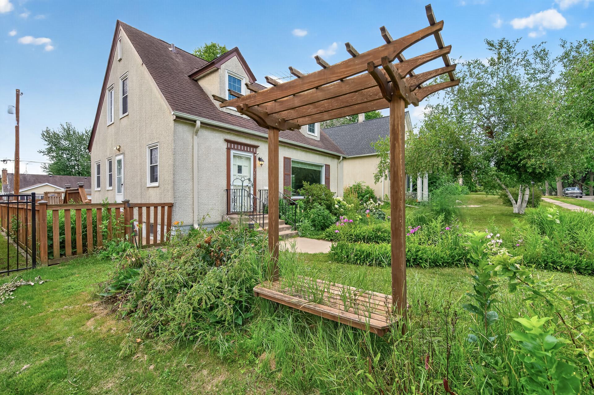 View of Residential at 760 Nebraska Avenue, Saint Paul MN 55106, Saint Paul (38 of 45) - Mike Wilen | Minnesota Team Real Estate