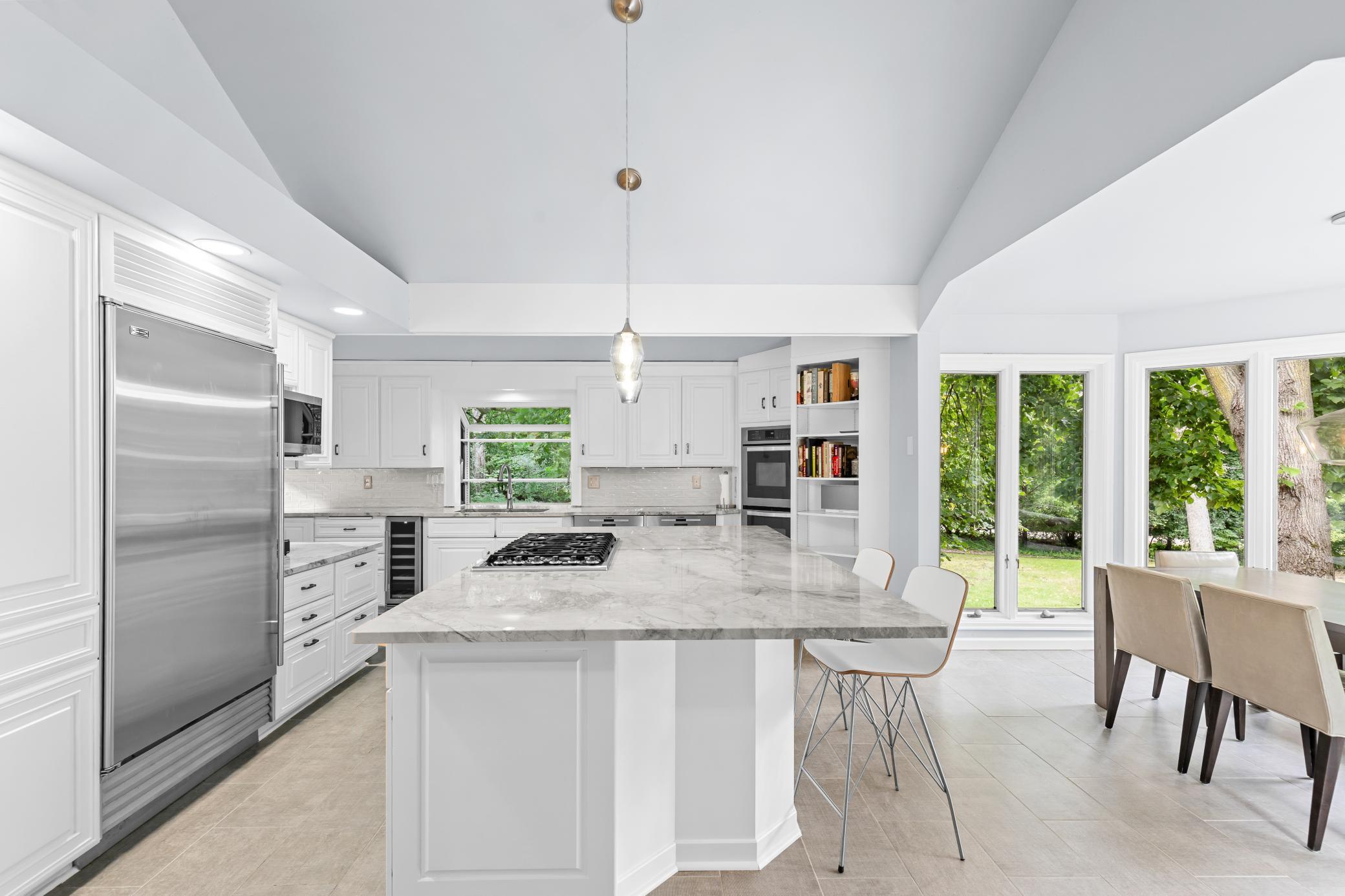 View of Residential at 3865 Hillcrest Road, Deephaven MN 55391, Deephaven (7 of 40) - Mike Wilen | Minnesota Team Real Estate