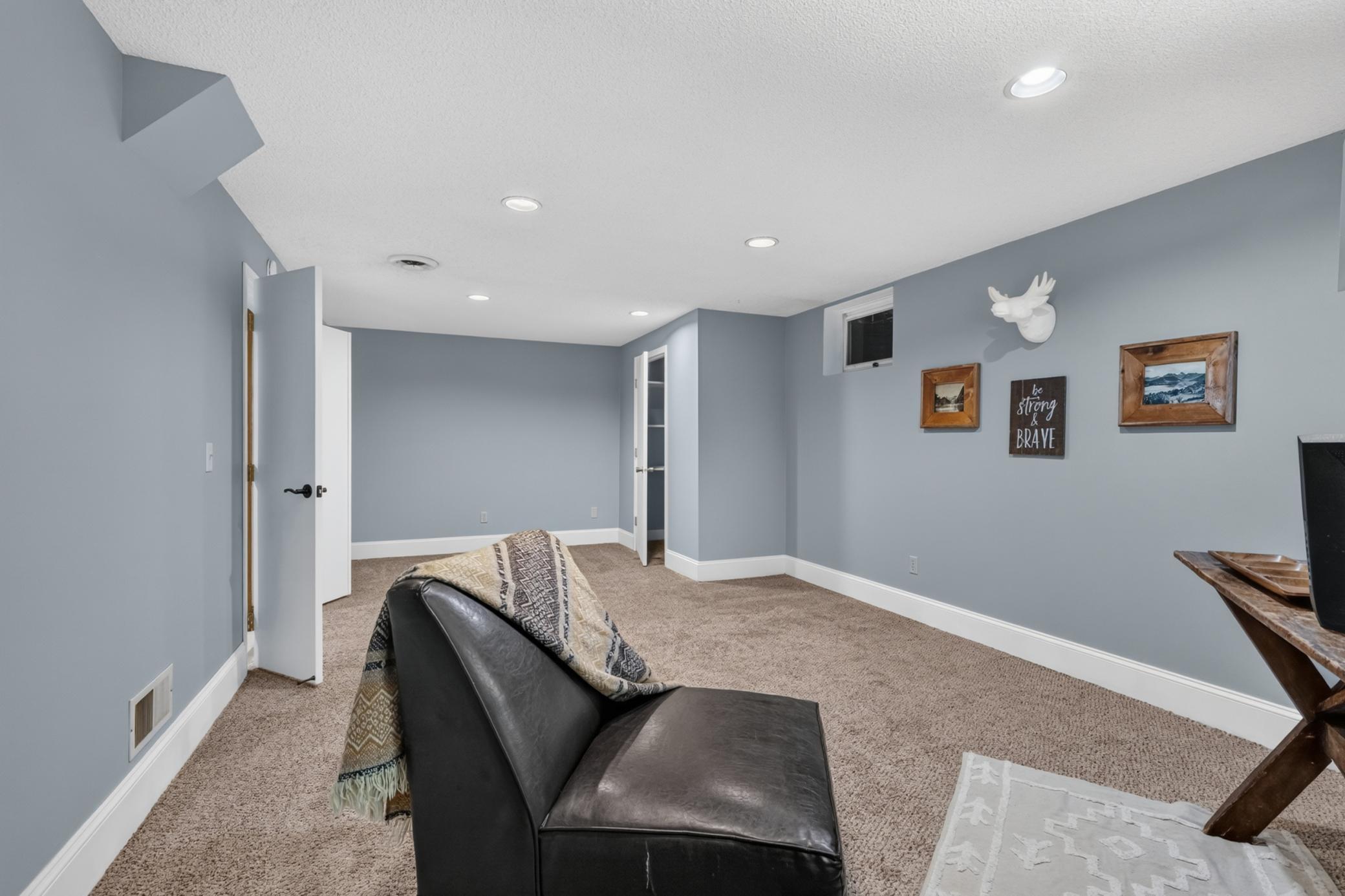 View of Residential at 13315 Morgan Avenue, Burnsville MN 55337, Burnsville (23 of 28) - Mike Wilen | Minnesota Team Real Estate