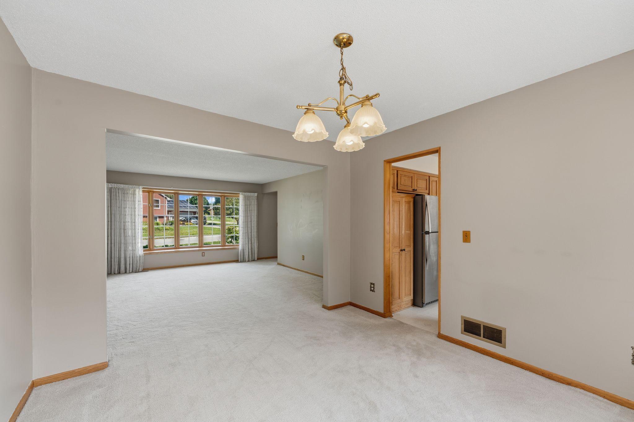 View of Residential at 8020 Hidden Court, Chanhassen MN 55317, Chanhassen (6 of 35) - Mike Wilen | Minnesota Team Real Estate