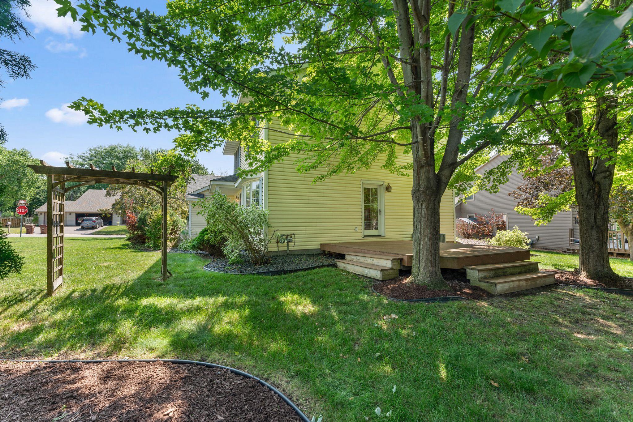 View of Residential at 8020 Hidden Court, Chanhassen MN 55317, Chanhassen (28 of 35) - Mike Wilen | Minnesota Team Real Estate