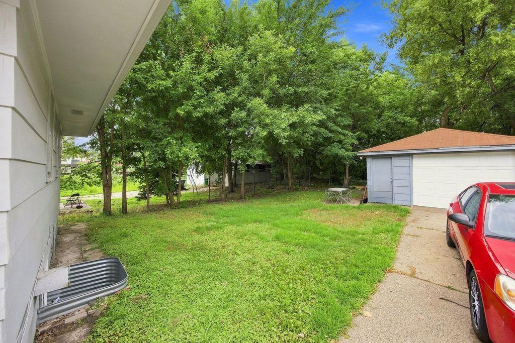 View of Residential at 2223 Cole Avenue, Minneapolis MN 55414, Minneapolis (10 of 29) - Mike Wilen | Minnesota Team Real Estate