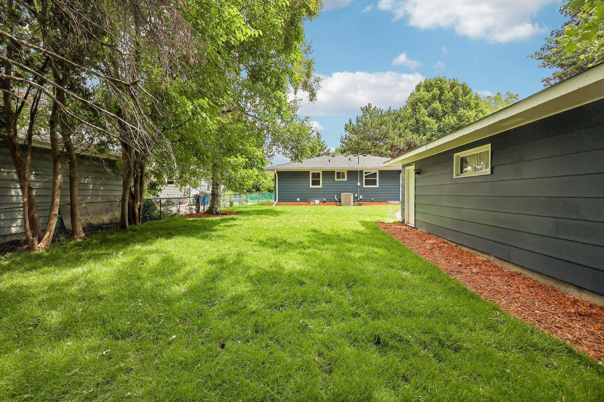 View of Residential at 1625 Flag Avenue, Golden Valley MN 55427, Golden Valley (25 of 33) - Mike Wilen | Minnesota Team Real Estate