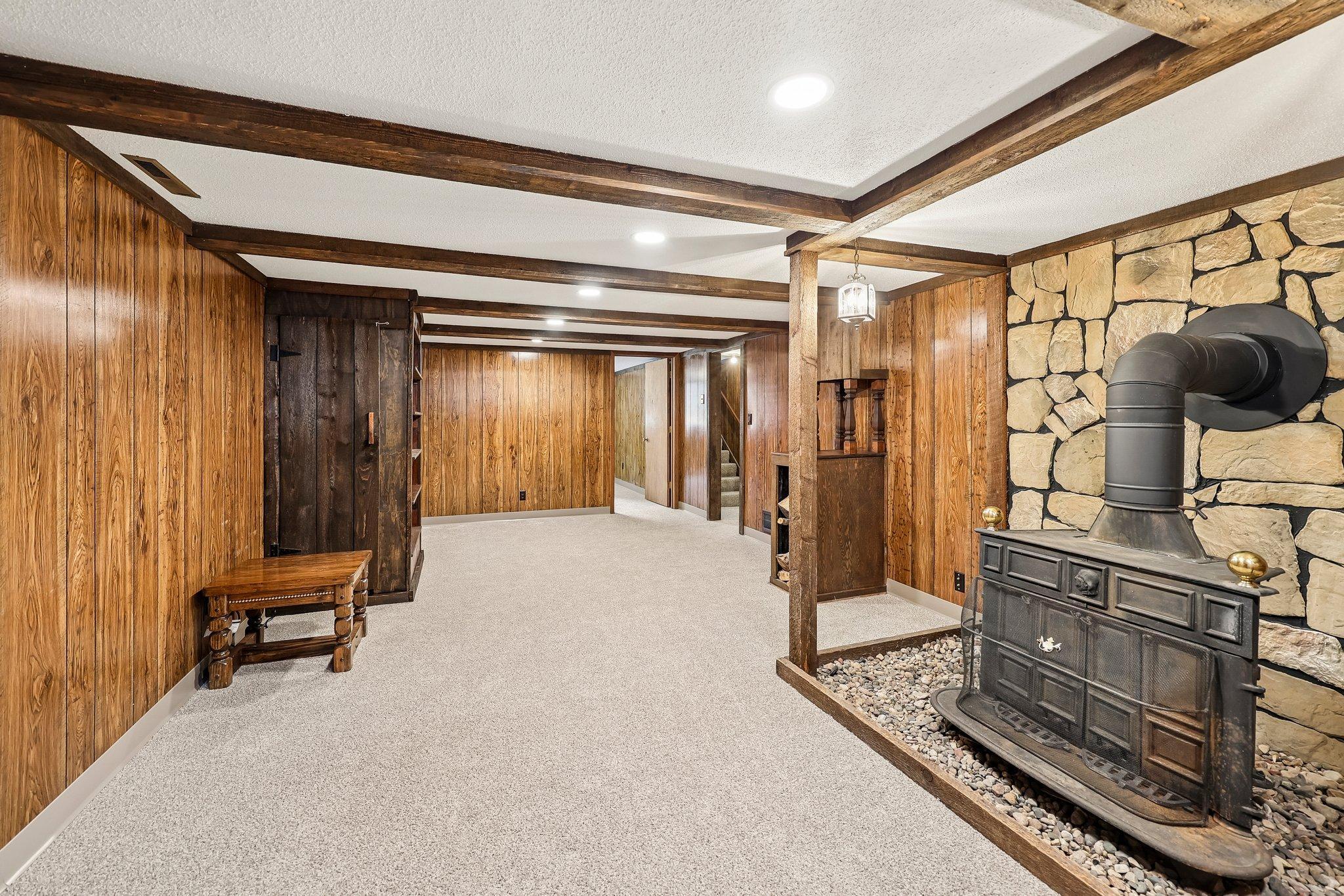 View of Residential at 1625 Flag Avenue, Golden Valley MN 55427, Golden Valley (18 of 33) - Mike Wilen | Minnesota Team Real Estate