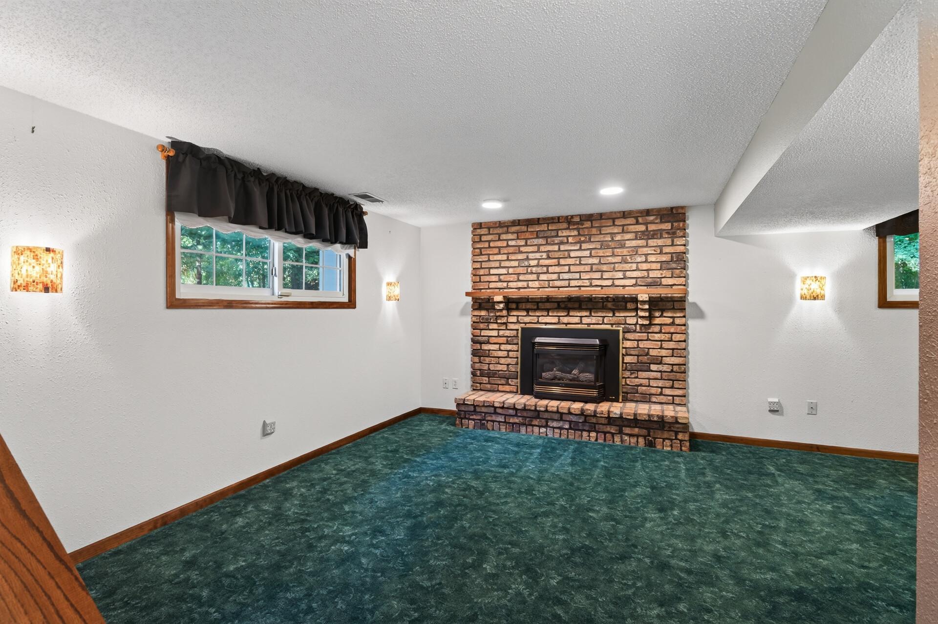 View of Residential at 15365 182nd Avenue, Elk River MN 55330, Elk River (17 of 43) - Mike Wilen | Minnesota Team Real Estate