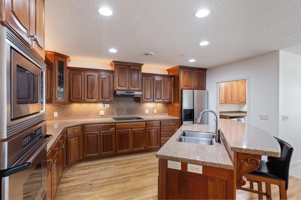 View of Residential at 21957 Minnetonka Boulevard #17, Excelsior MN 55331, Excelsior (17 of 26) - Mike Wilen | Minnesota Team Real Estate