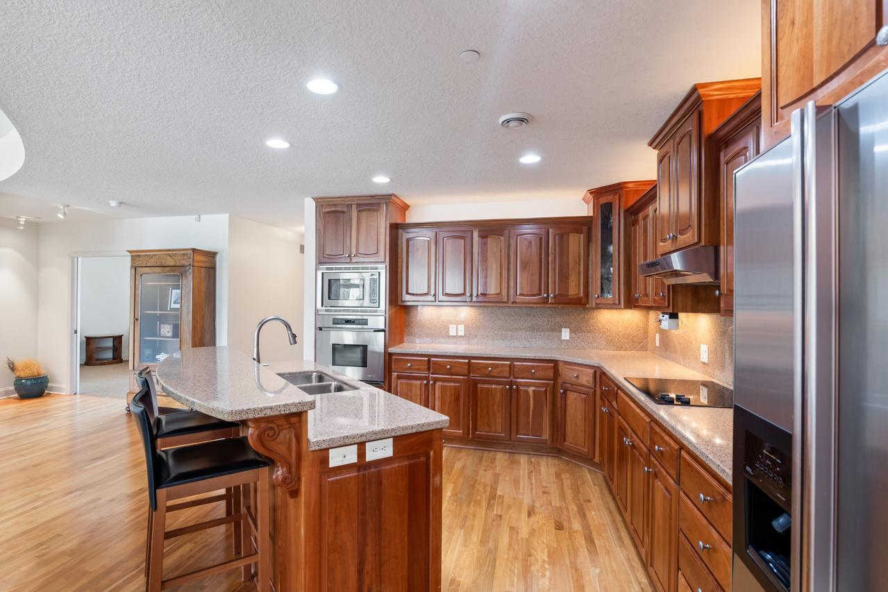View of Residential at 21957 Minnetonka Boulevard #17, Excelsior MN 55331, Excelsior (15 of 26) - Mike Wilen | Minnesota Team Real Estate