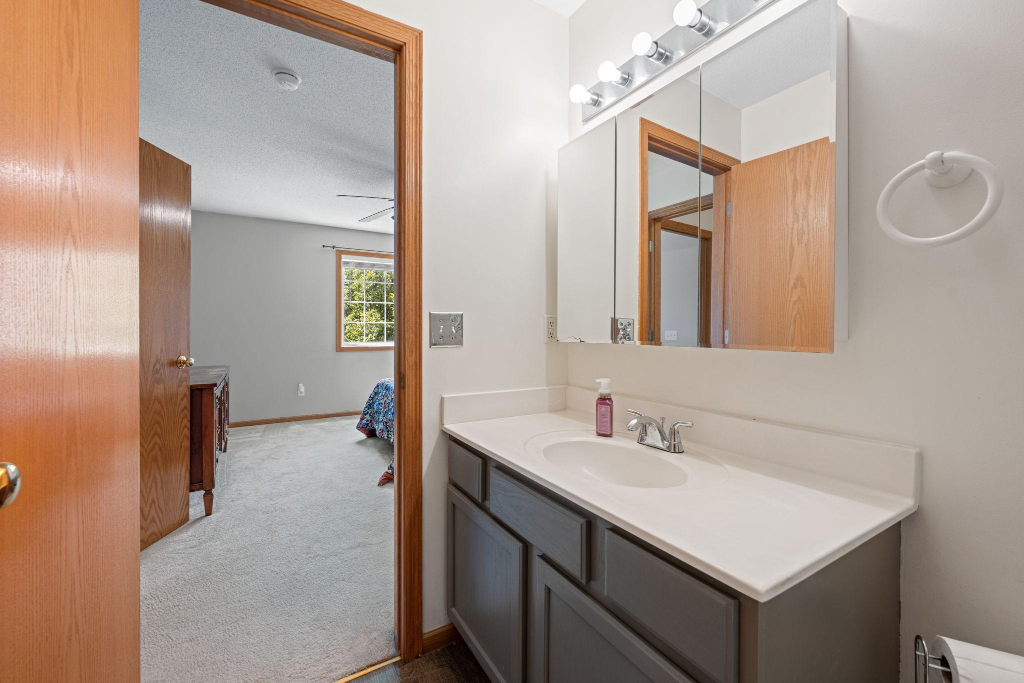View of Residential at 1229 Highpoint Curve, Shakopee MN 55379, Shakopee (19 of 26) - Mike Wilen | Minnesota Team Real Estate