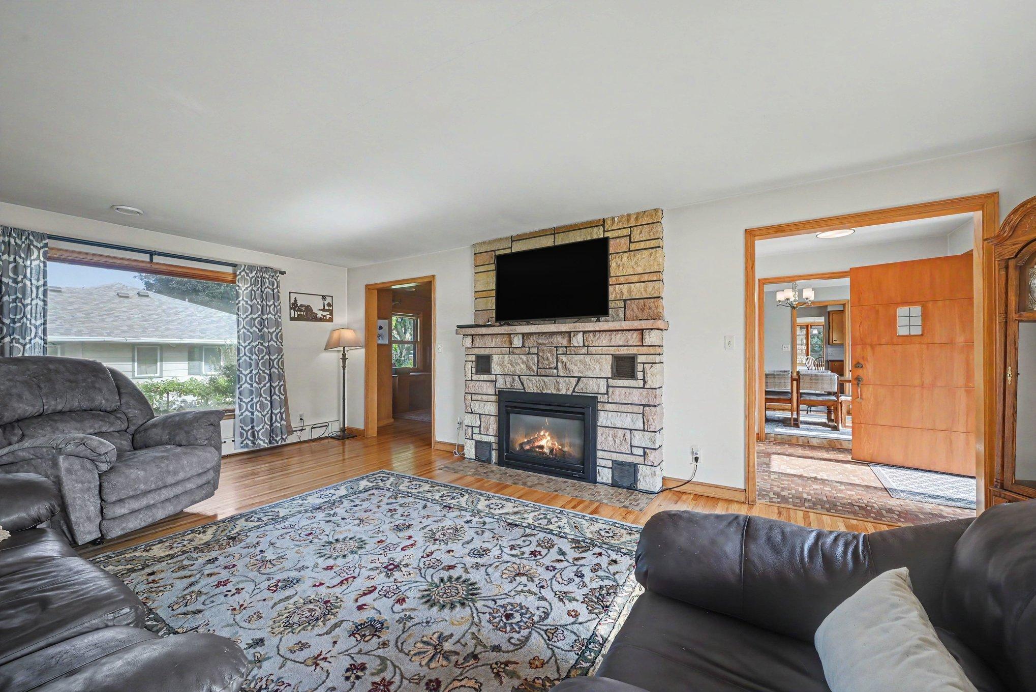 View of Residential at 300 5th Street, Montgomery MN 56069, Montgomery (4 of 22) - Mike Wilen | Minnesota Team Real Estate