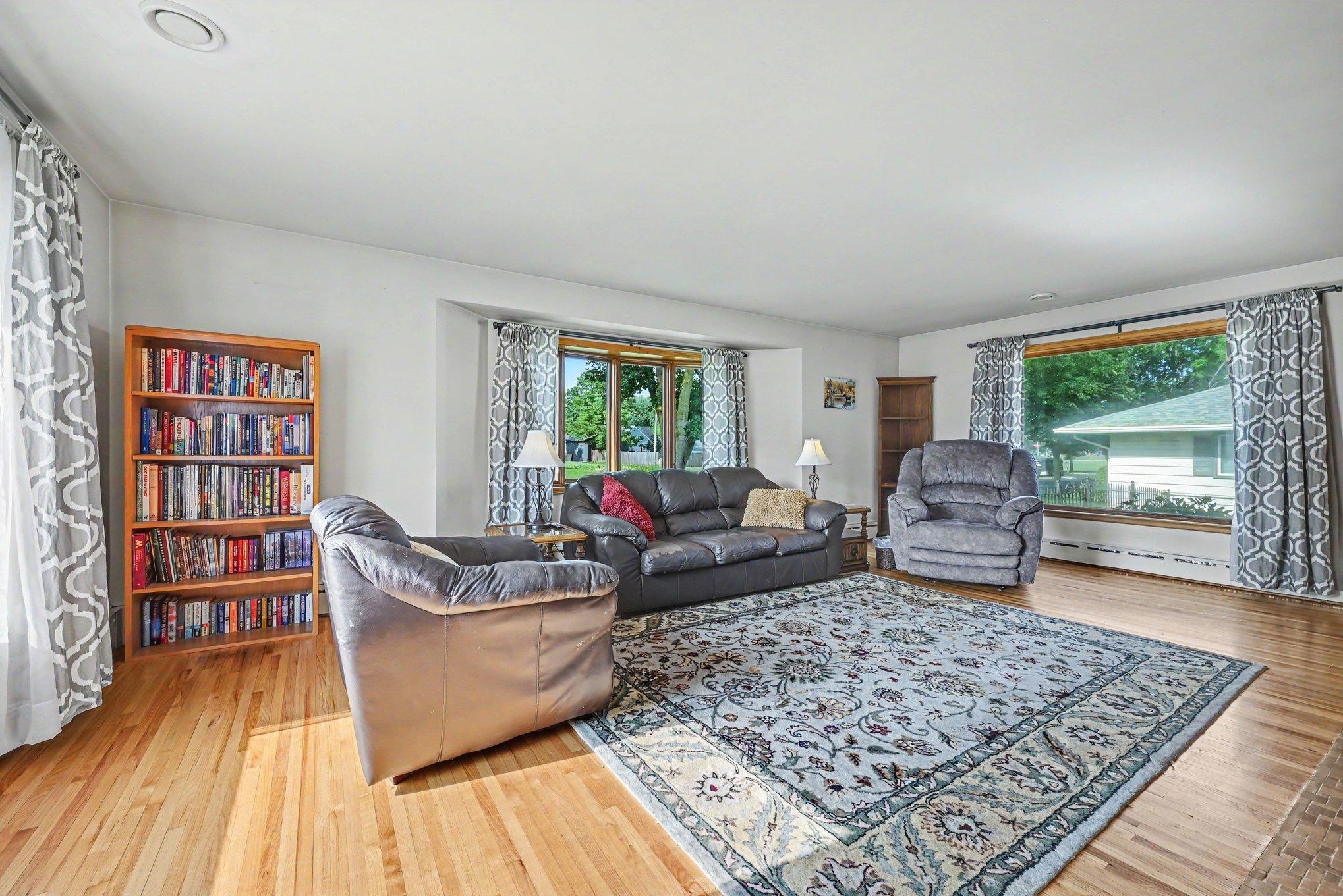 View of Residential at 300 5th Street, Montgomery MN 56069, Montgomery (6 of 22) - Mike Wilen | Minnesota Team Real Estate
