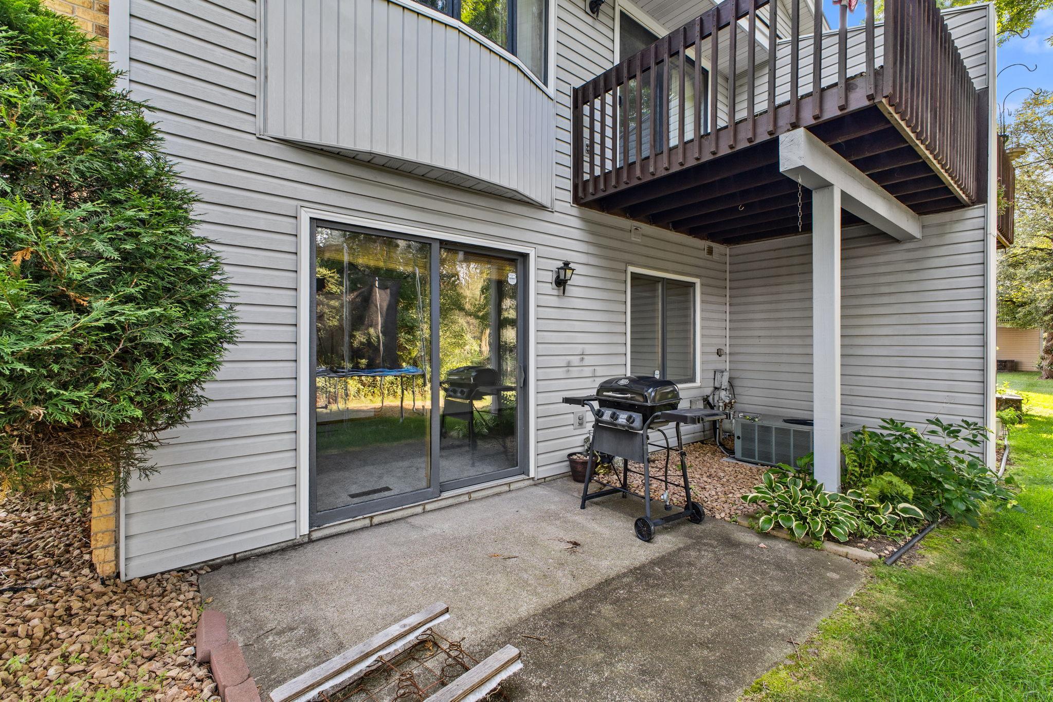 View of Residential at 5662 Royal Oaks Drive, Shoreview MN 55126, Shoreview (27 of 32) - Mike Wilen | Minnesota Team Real Estate