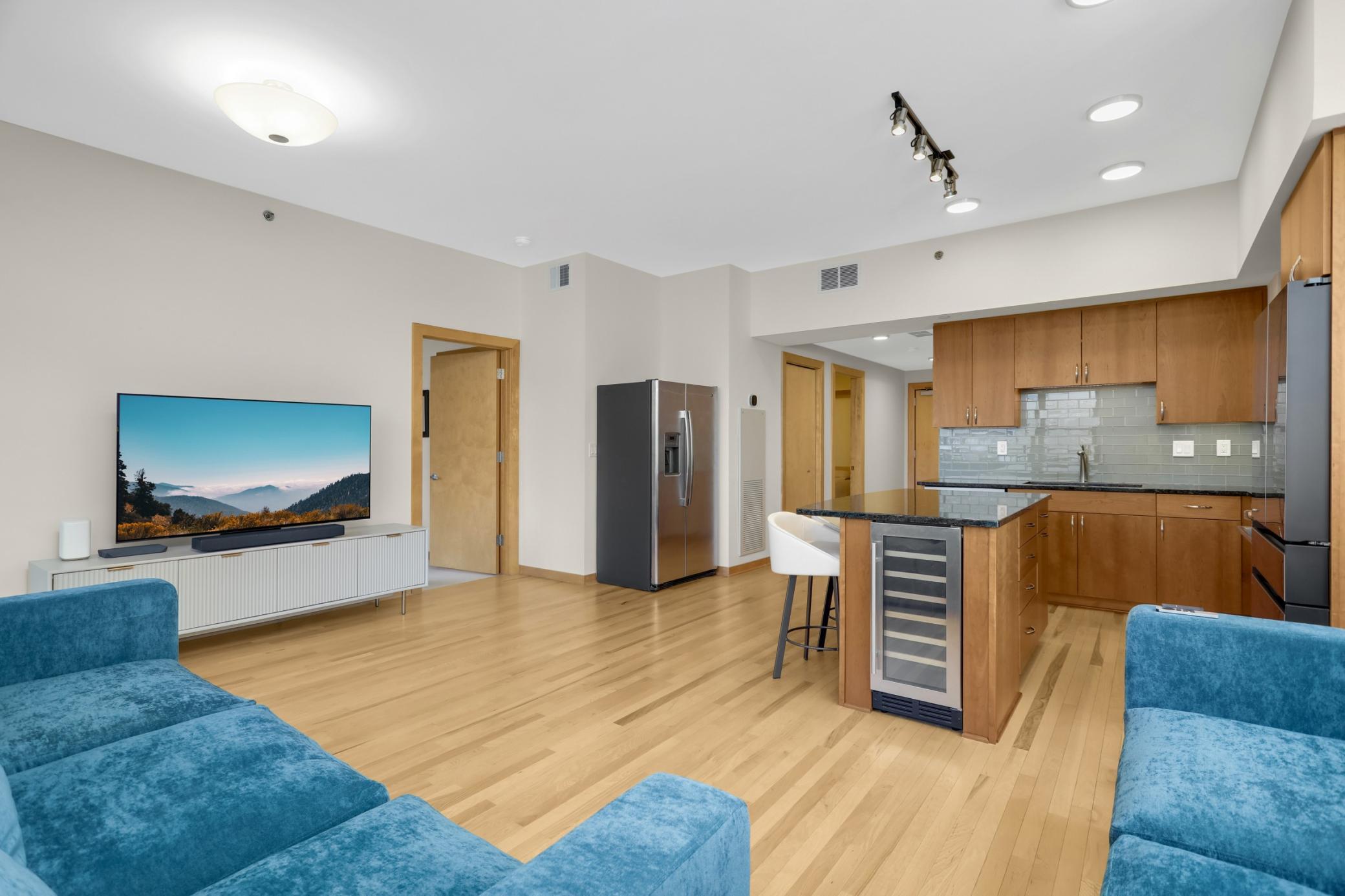 View of Residential at 740 Portland Avenue #808, Minneapolis MN 55415, Minneapolis (17 of 44) - Mike Wilen | Minnesota Team Real Estate