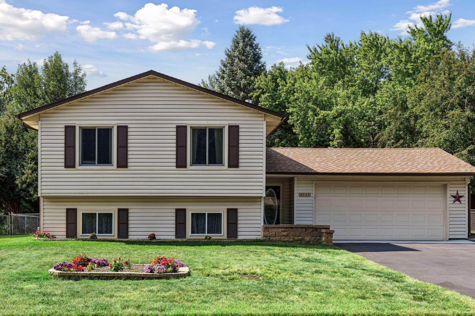 View of Residential at 9775 103rd Avenue, Maple Grove MN 55369, Maple Grove (3 of 39) - Mike Wilen | Minnesota Team Real Estate
