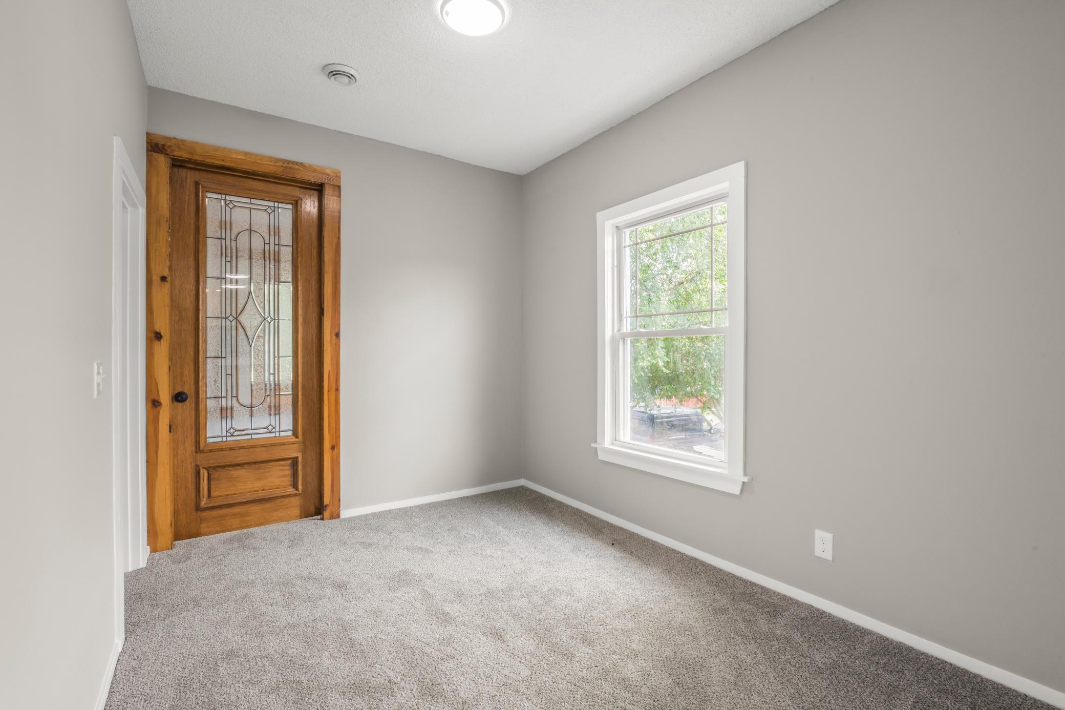 View of Residential Income at 1237 Knox Avenue, Minneapolis MN 55411, Minneapolis (10 of 26) - Mike Wilen | Minnesota Team Real Estate