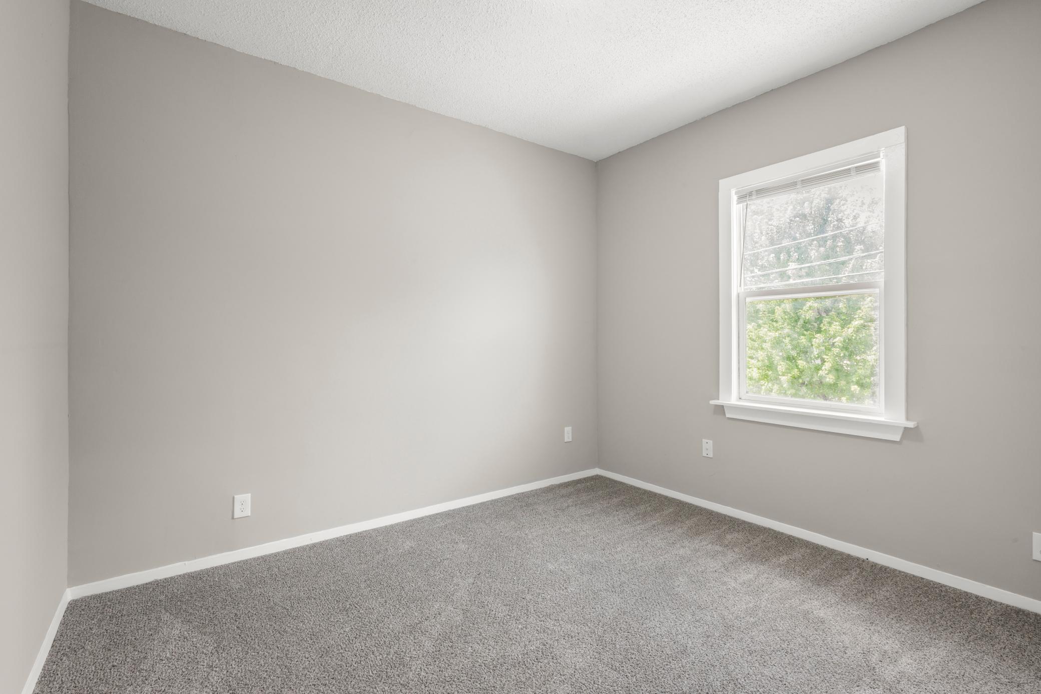 View of Residential Income at 1237 Knox Avenue, Minneapolis MN 55411, Minneapolis (17 of 26) - Mike Wilen | Minnesota Team Real Estate